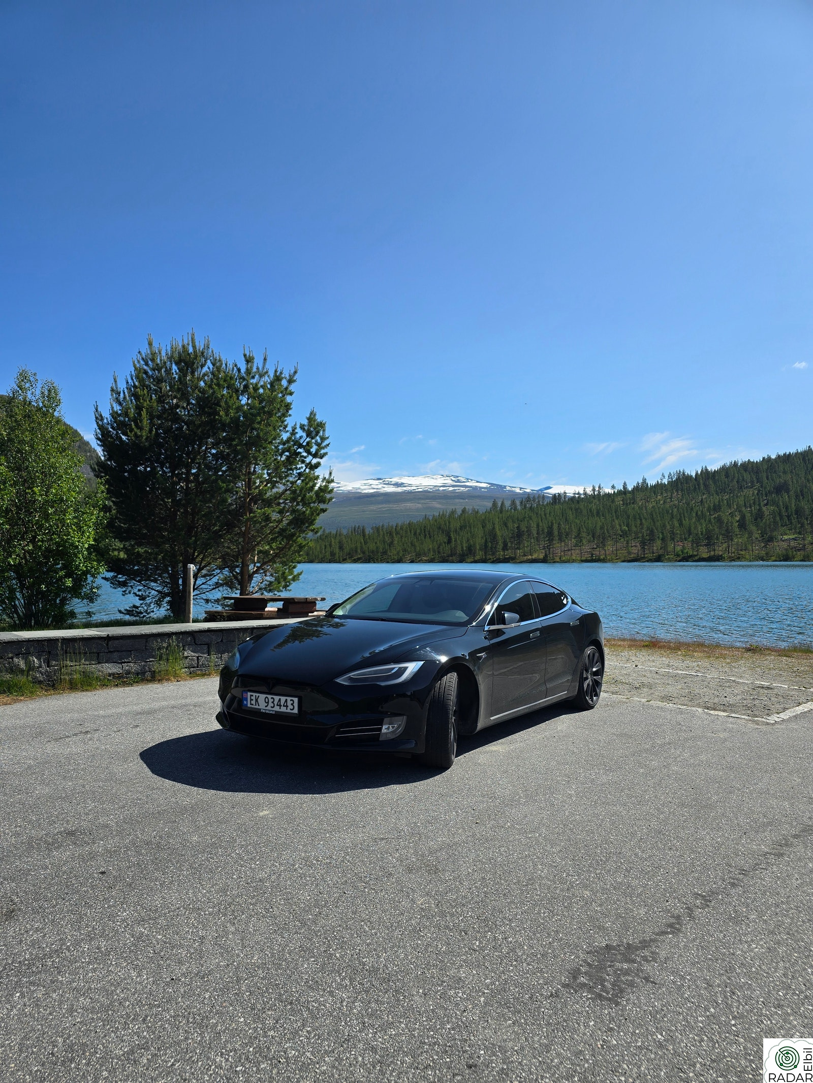 TESLA Model S 75D 4WD
