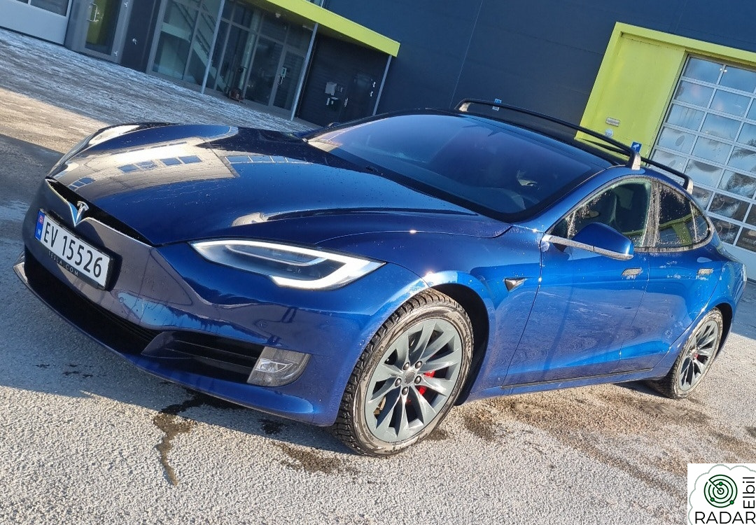 TESLA Model S 75D 4WD