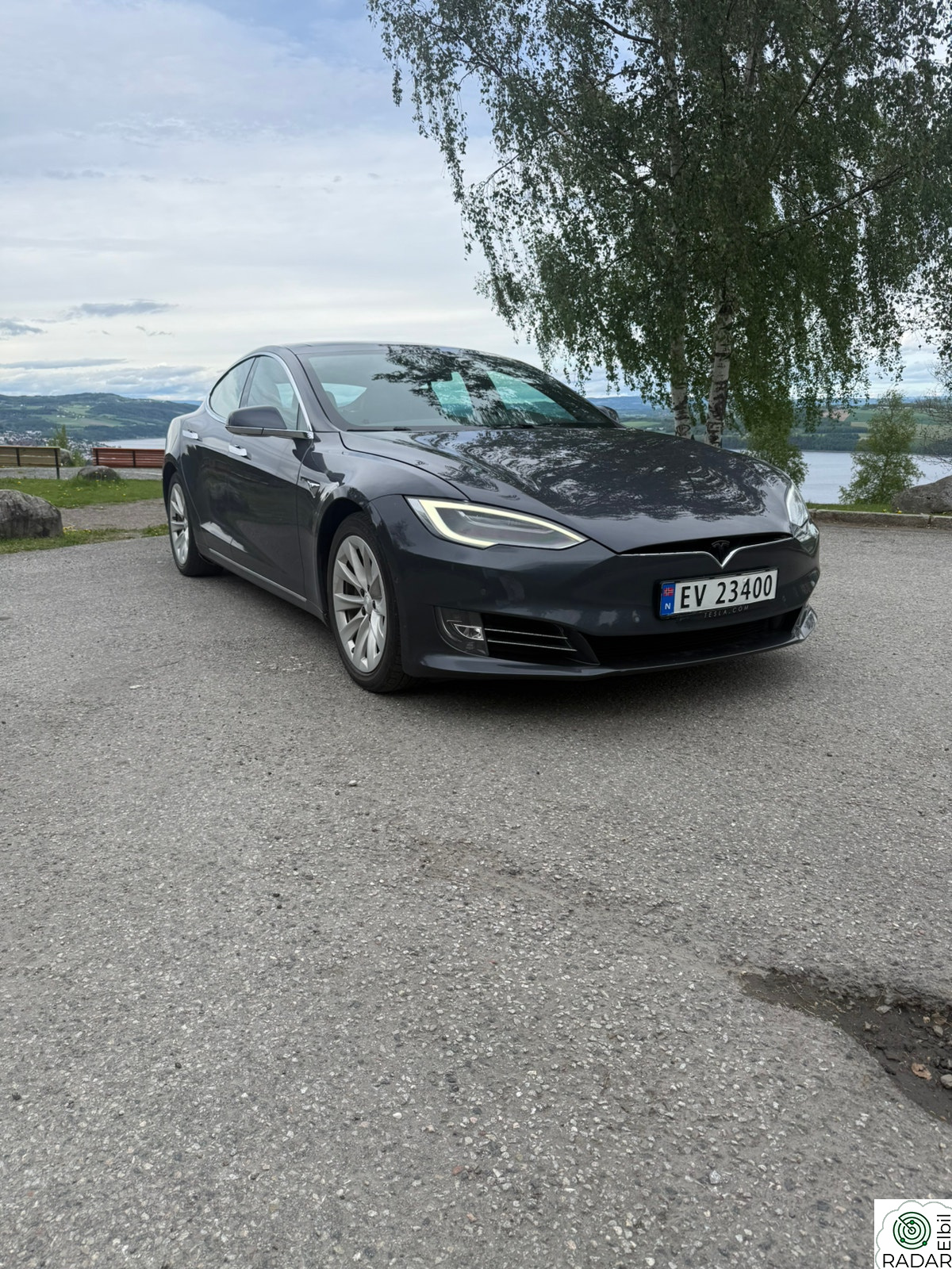 TESLA Model S 75D 4WD, SOLTAK, HIFI, CCS, CARBON FIBER - SVART SKINN