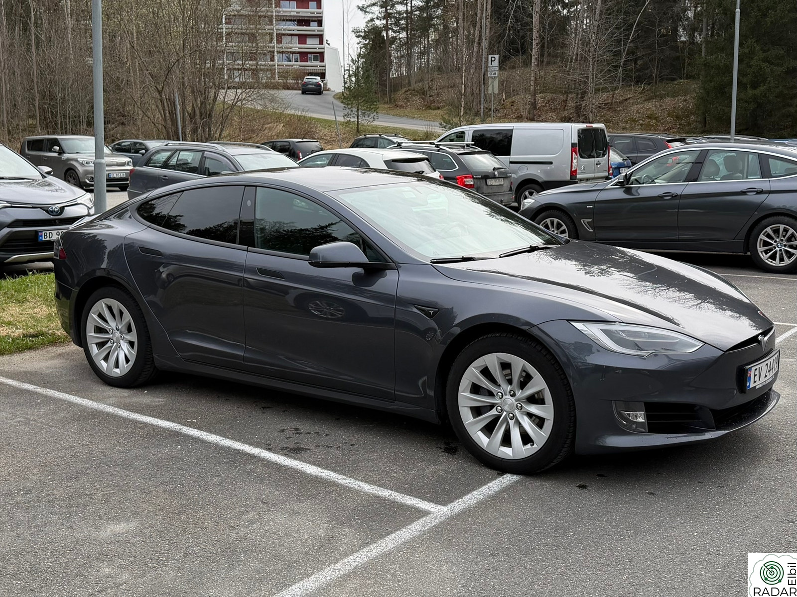 TESLA Model S 75D 4WD