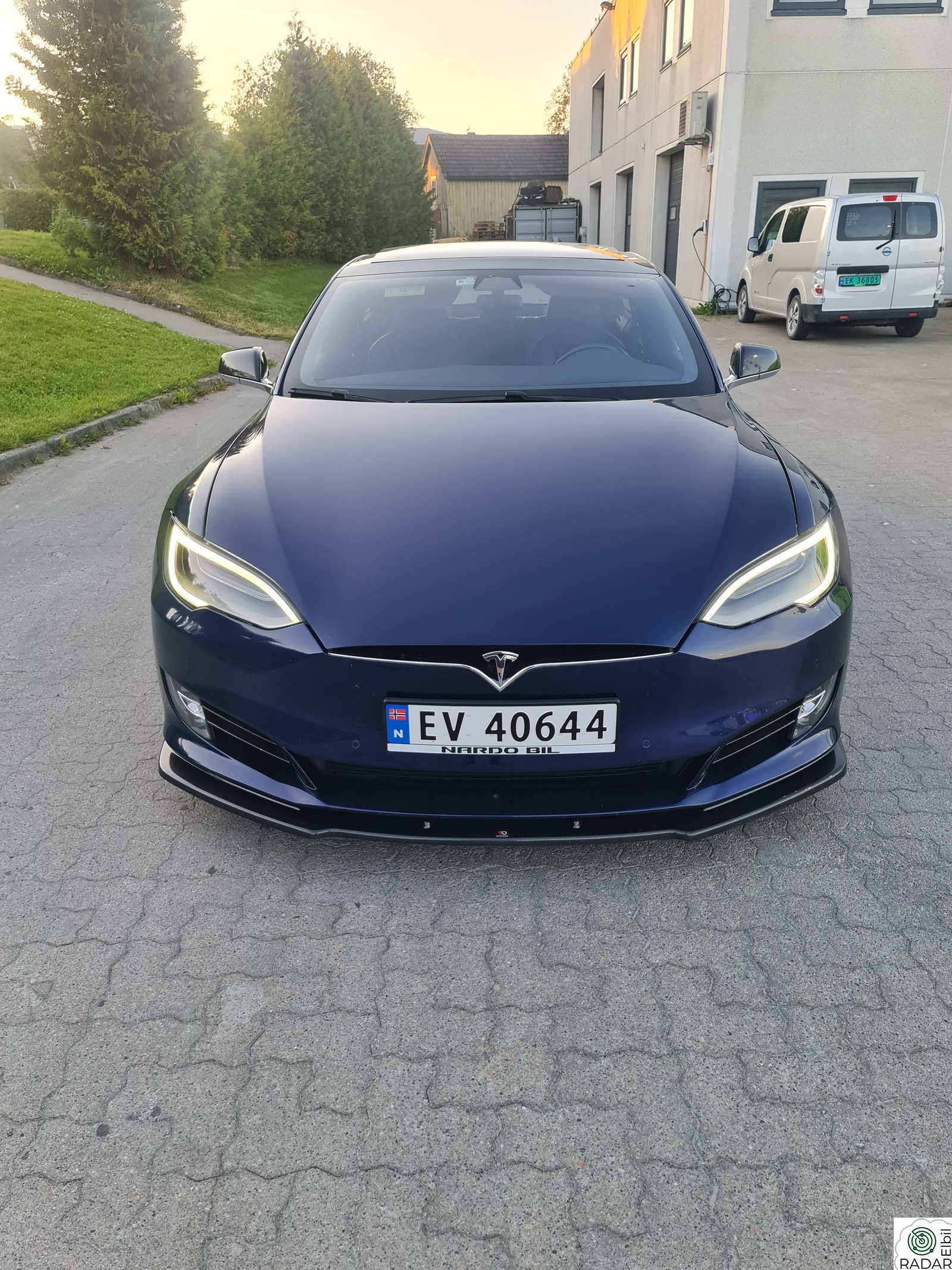 TESLA Model S 75D 4WD