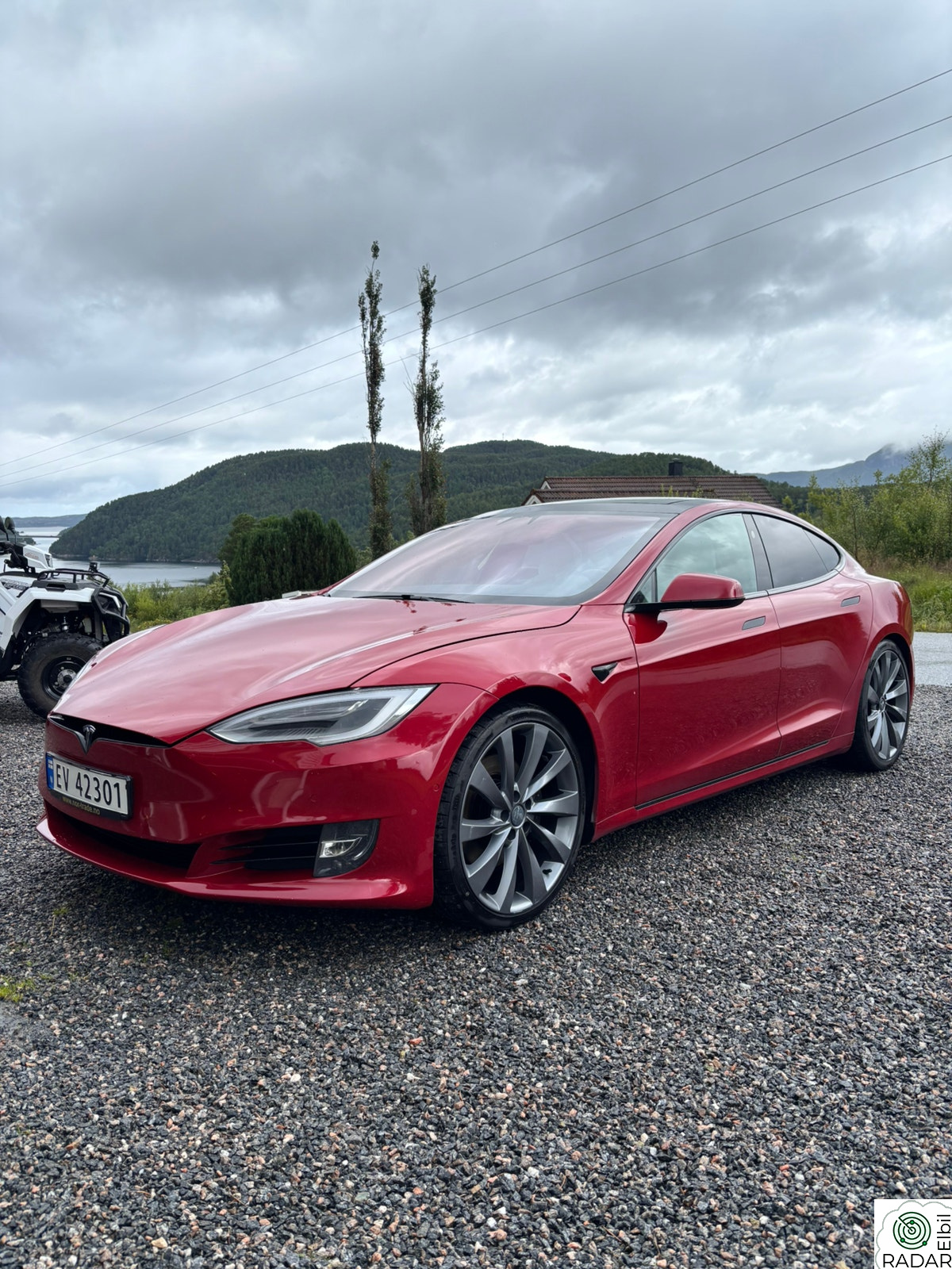 TESLA Model S 75D 4WD