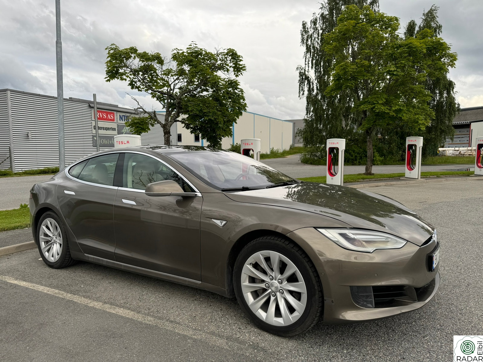 TESLA MOTORS Model S 90D 4WD - Gratis lading