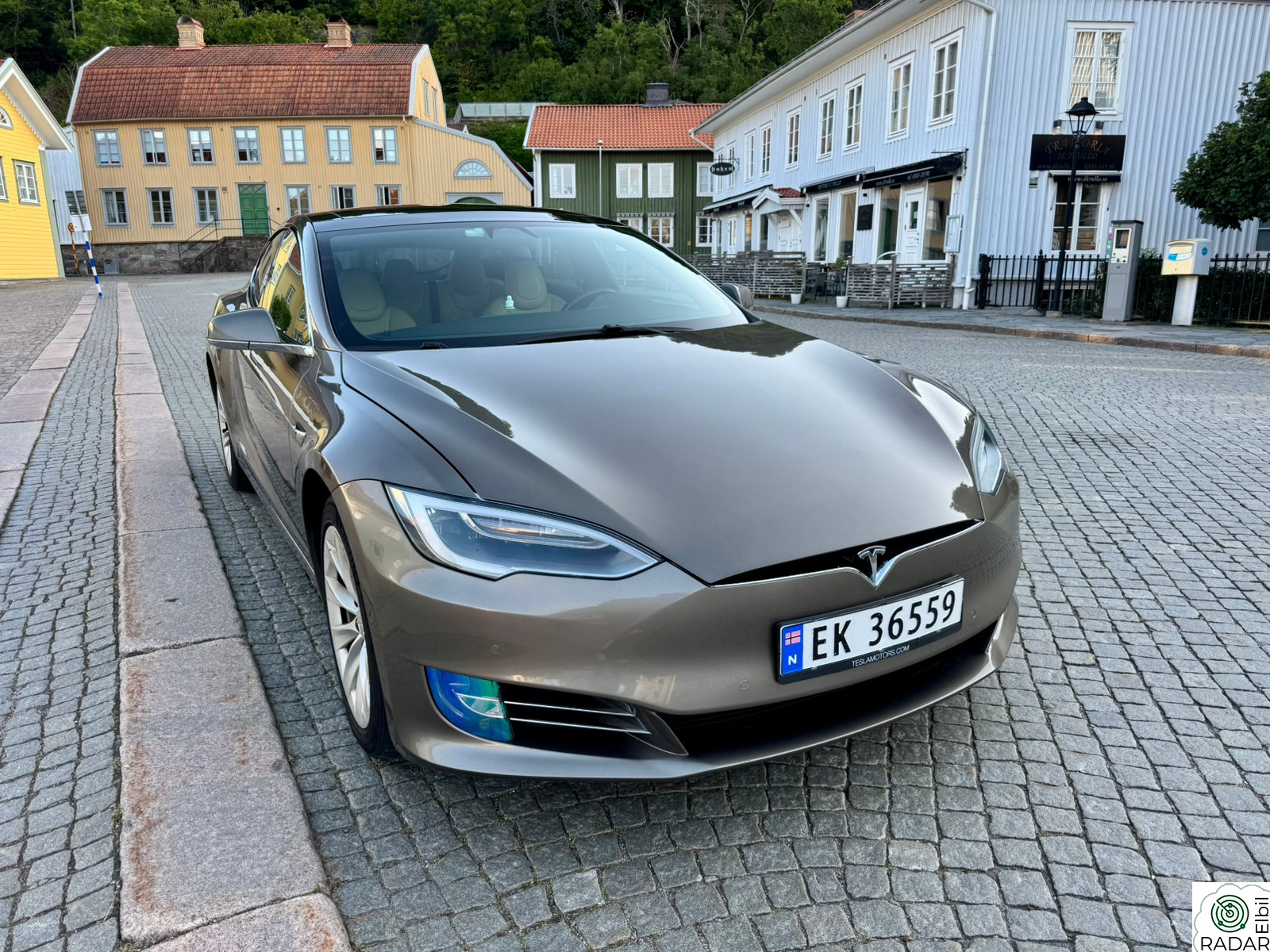 TESLA MOTORS Model S 75D 4WD