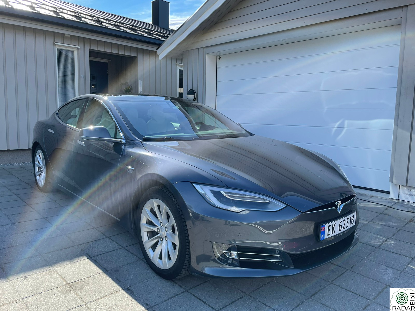 TESLA Model S MODEL S 75 kw / AP 2,5/CCS/