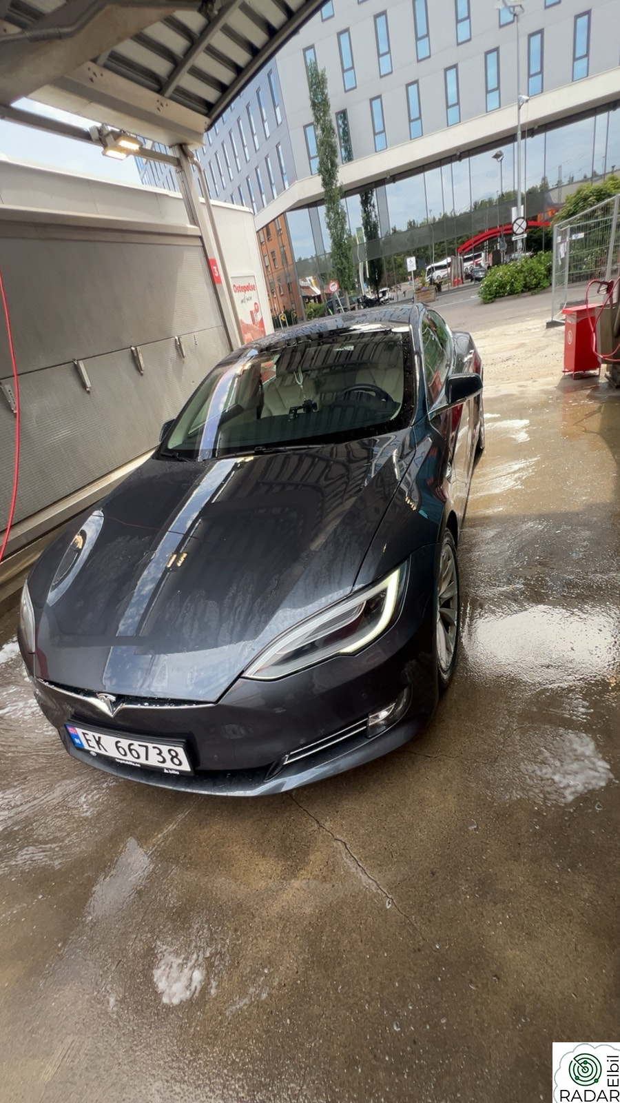 TESLA Model S 75D 4WD