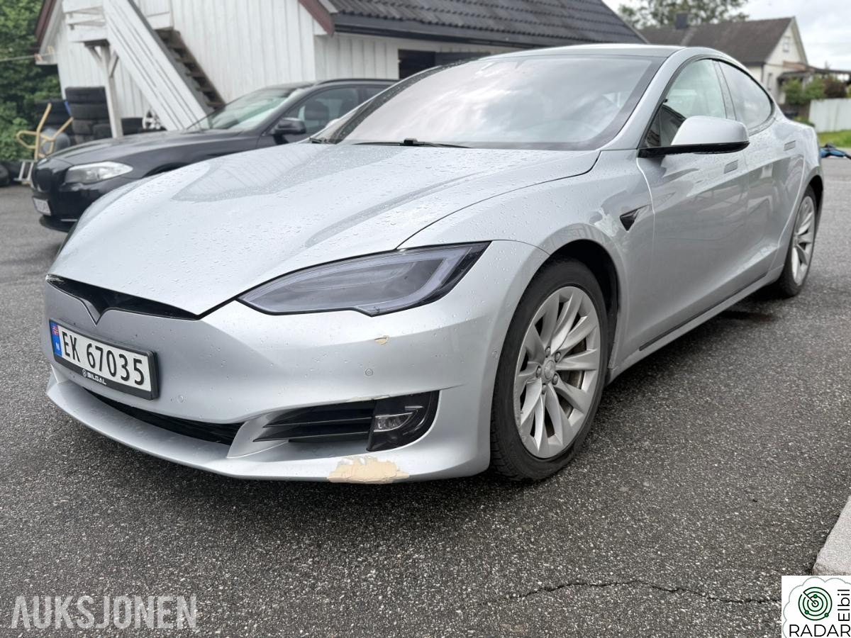 TESLA Model S 75D AWD s+v dekk ACC