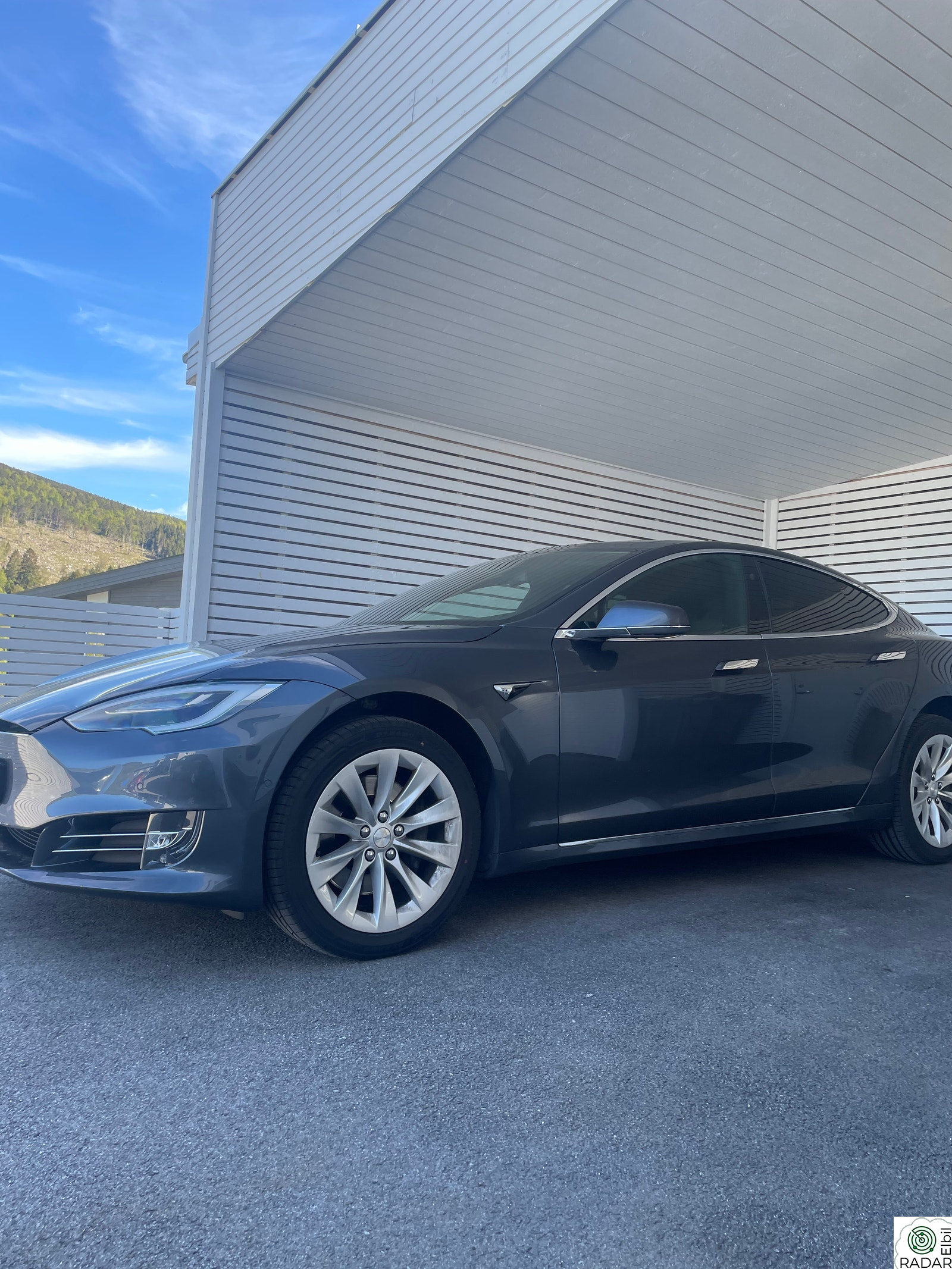 TESLA Model S 75D 4WD
