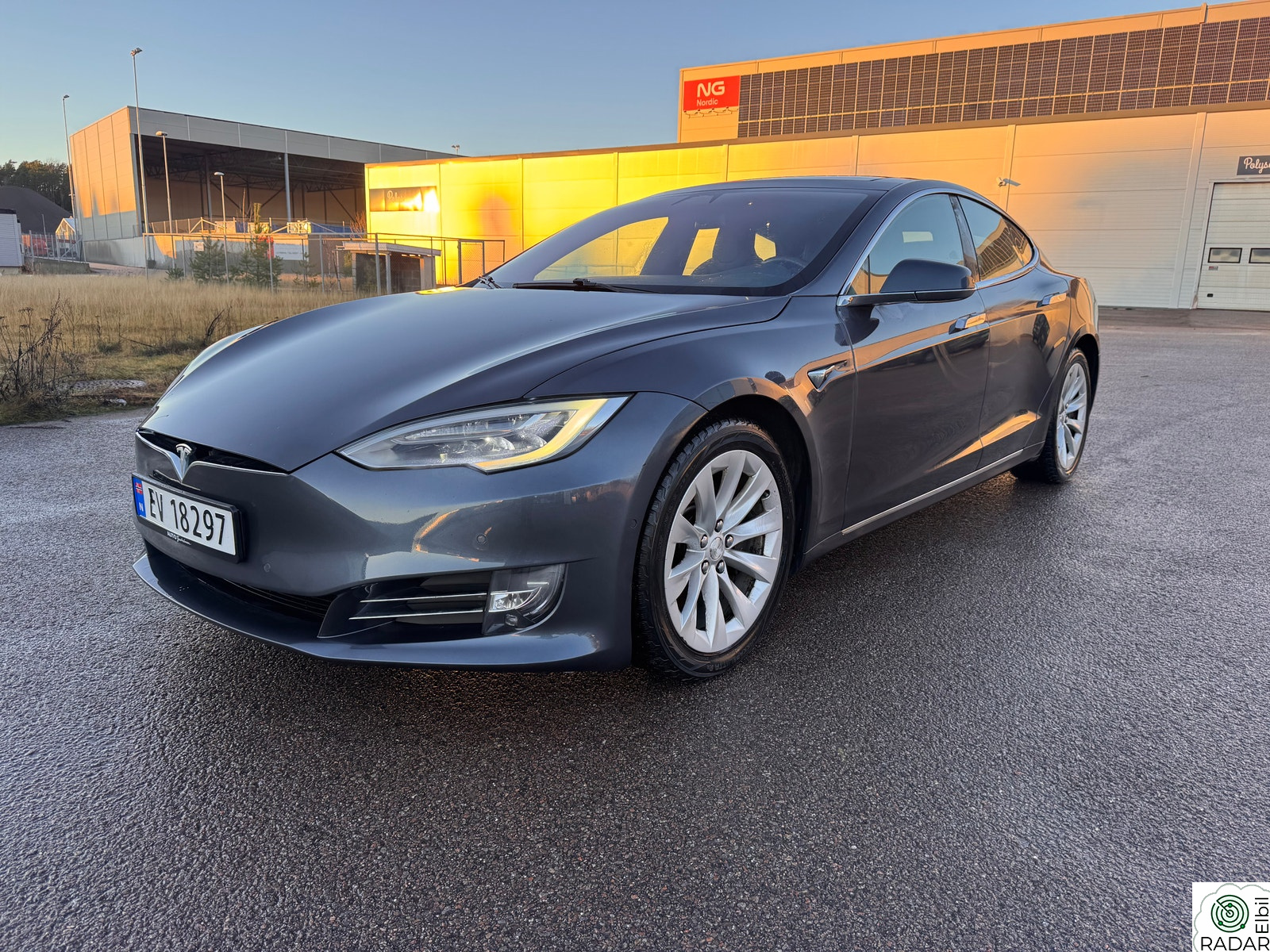 TESLA Model S 100D,SKINN,CCS,MCU2,FORBEDRET AUTOPILOT
