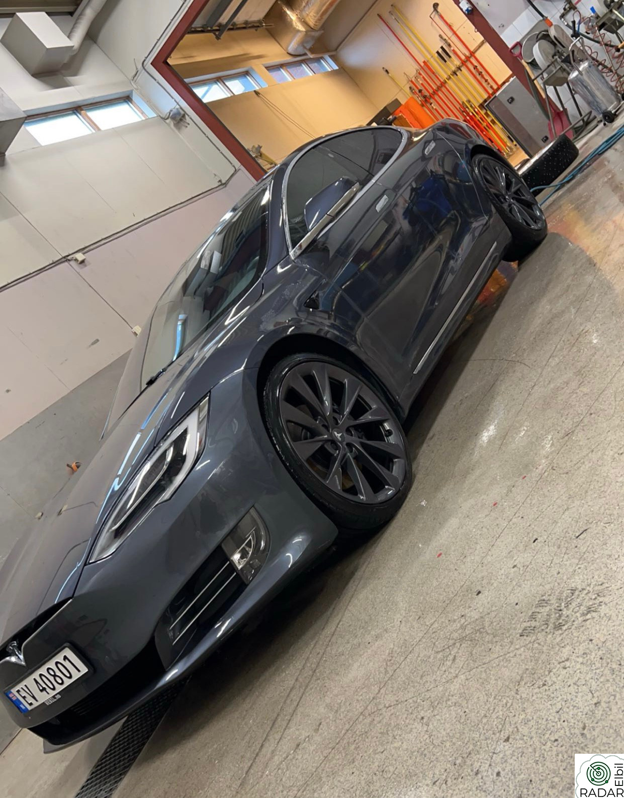 TESLA Model S 75D AWD