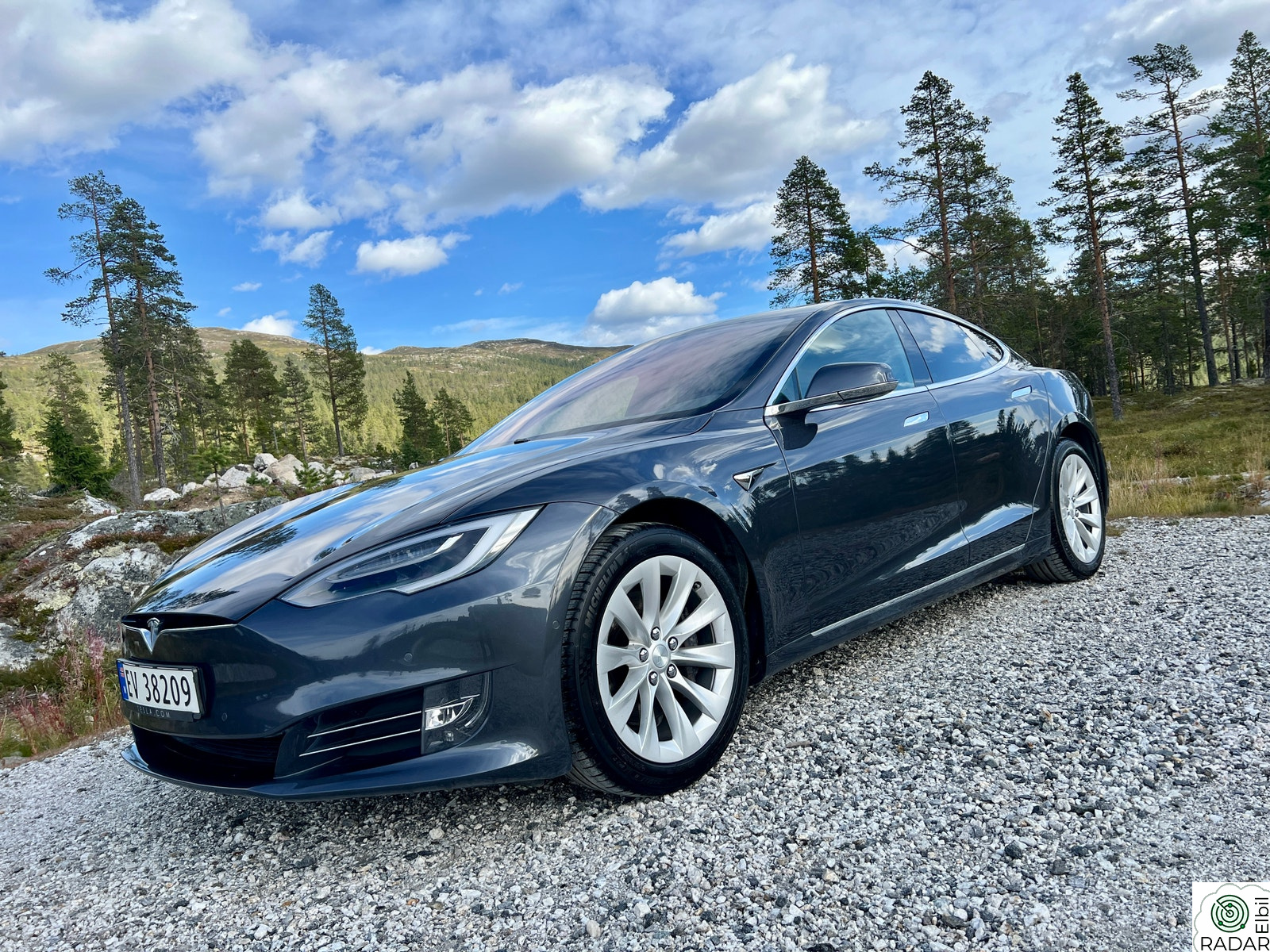 TESLA Model S 75D 4WD /Des2018/ 1 eier/ Kun håndvasket/ Vinterpakke/