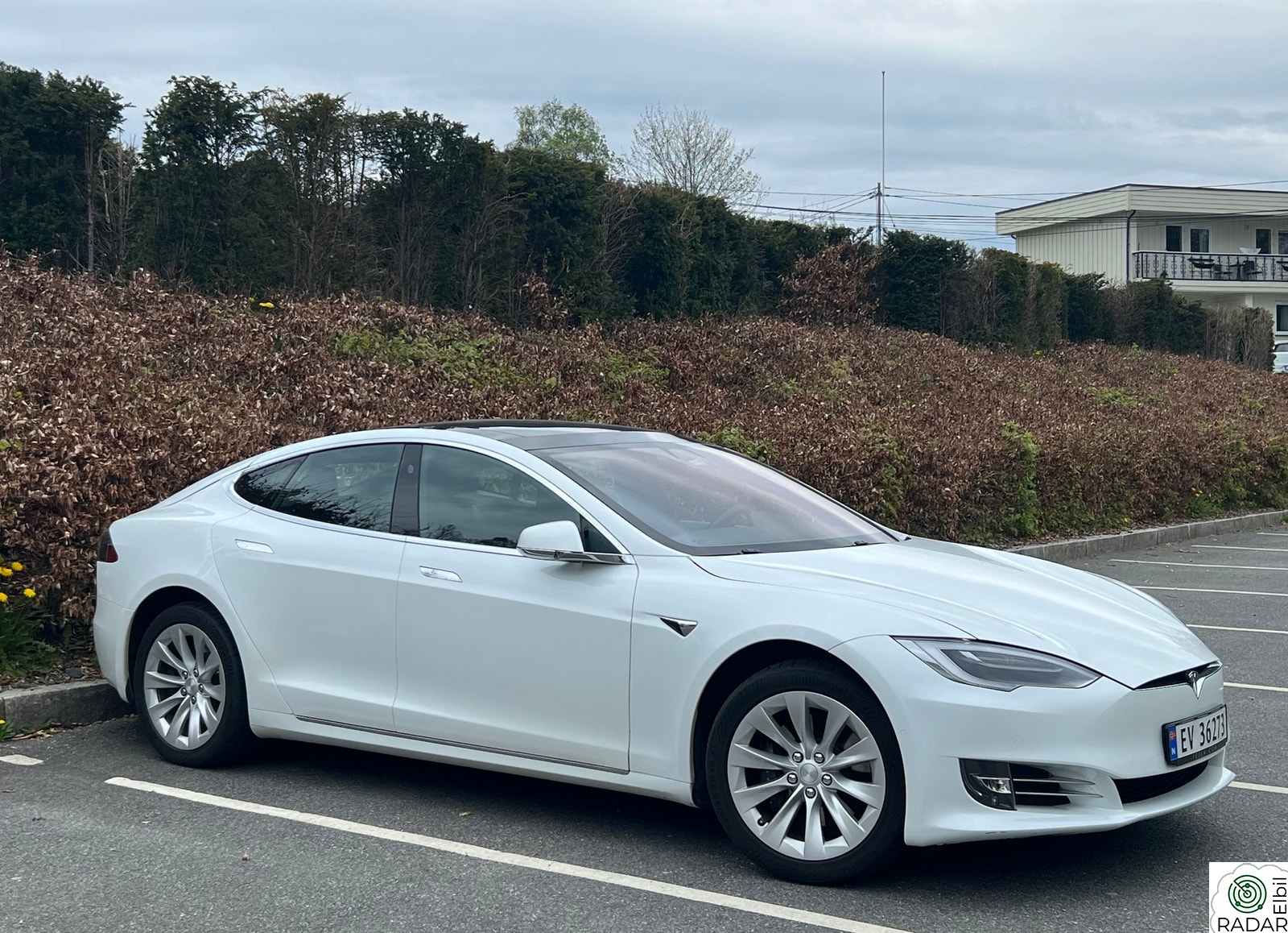 TESLA Model S 75D 4WD med nytt hovedbatteri