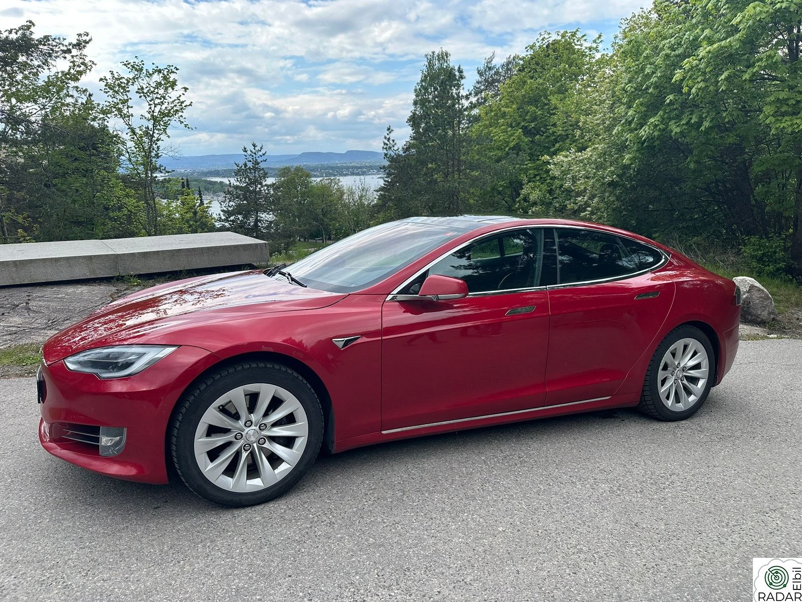 TESLA MOTORS Model S 90D 4WD