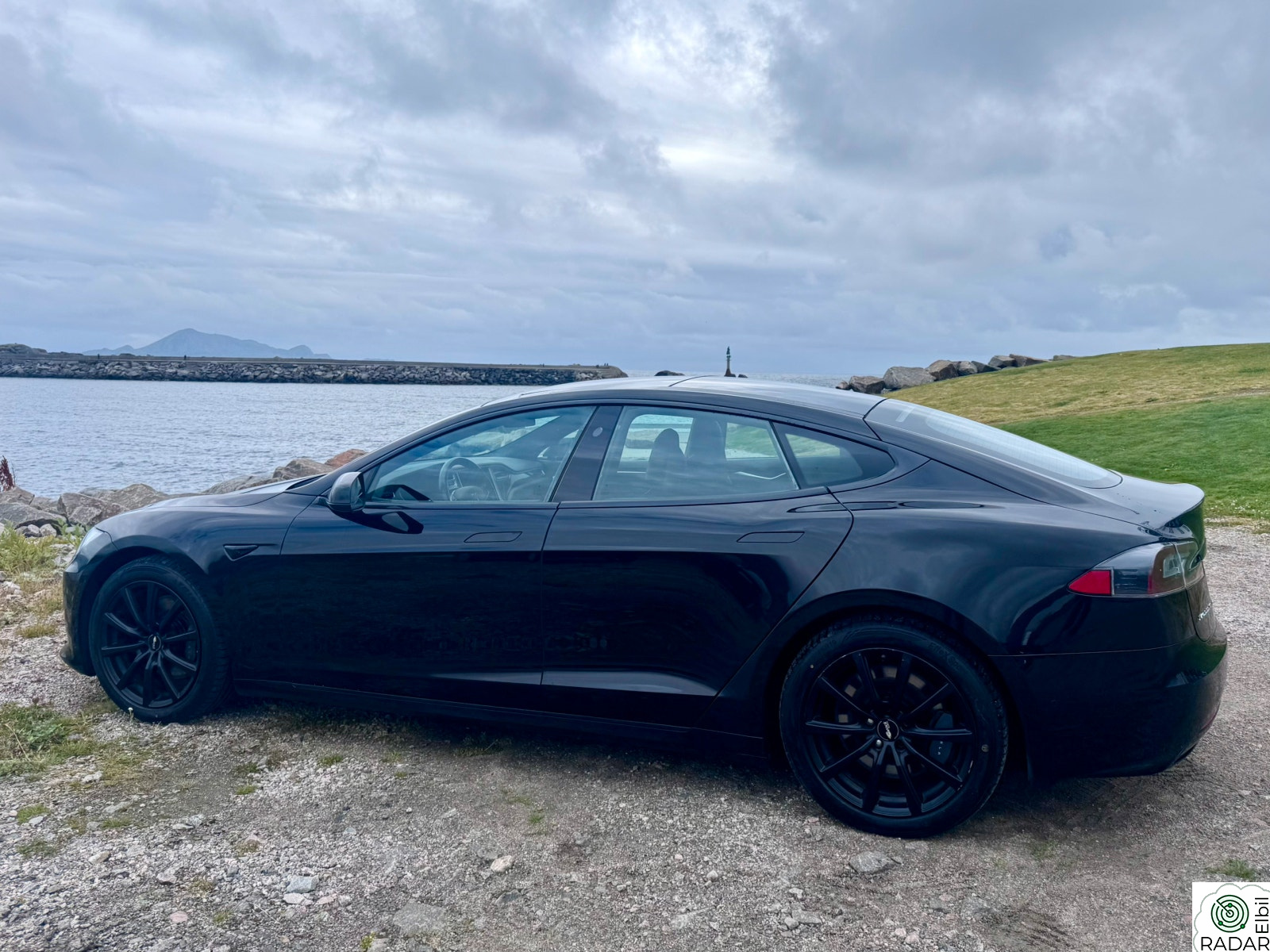 TESLA Model S 75D 4WD