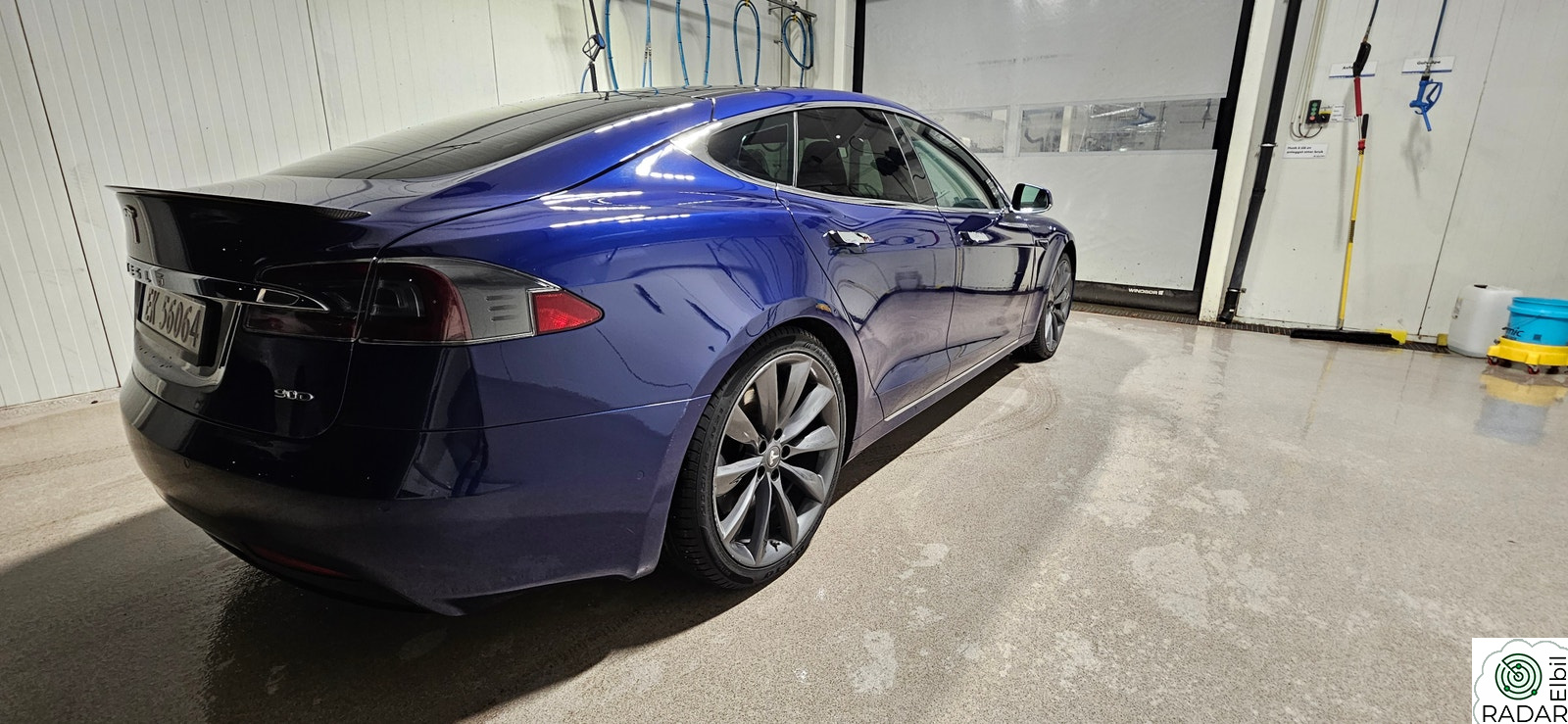 TESLA Model S 90D 4WD