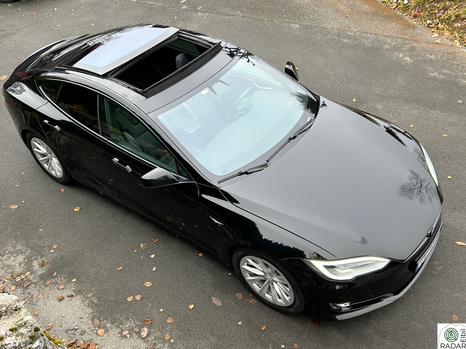 TESLA Model S 75D 4WD