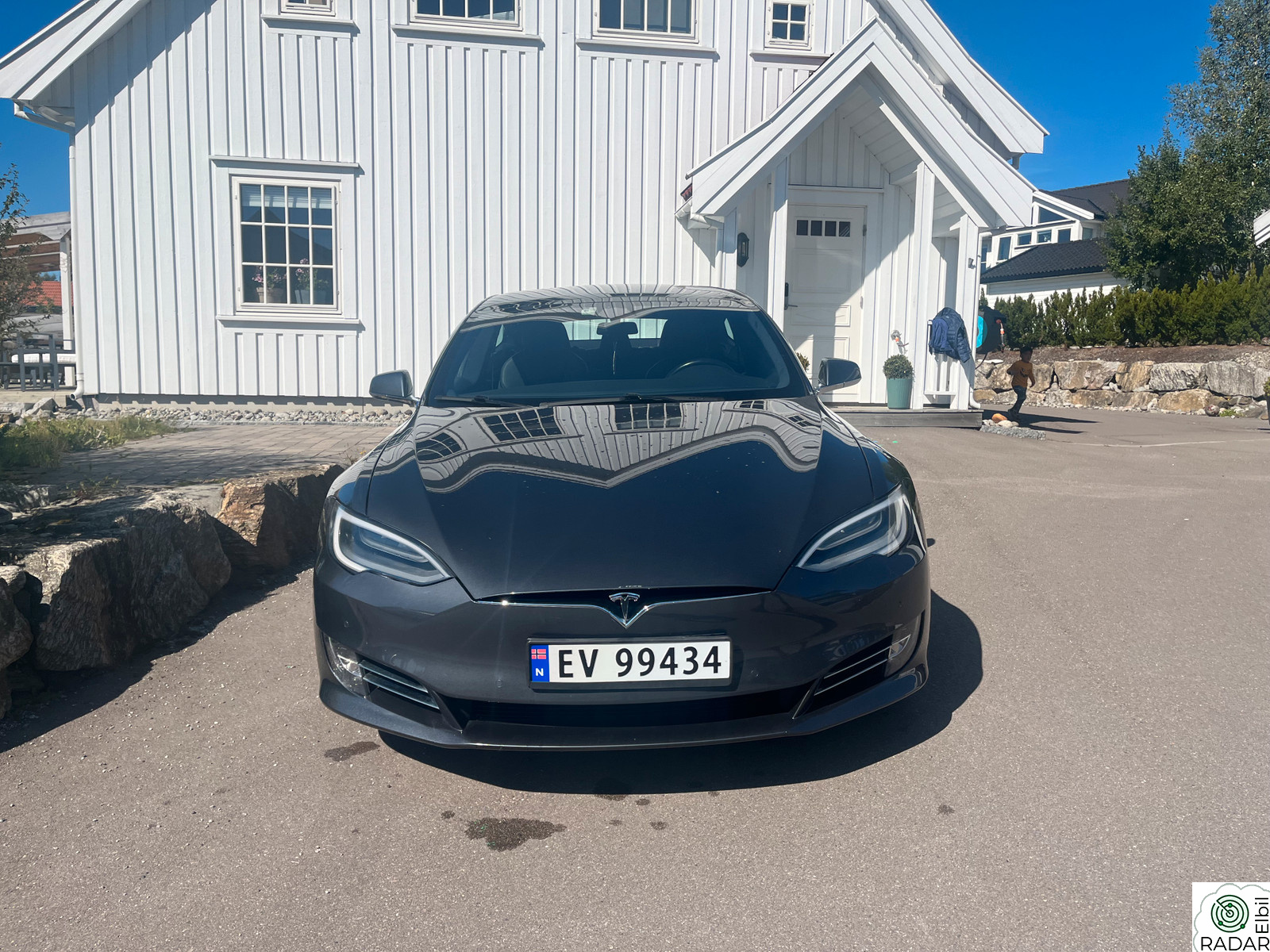 TESLA Model S Long Range