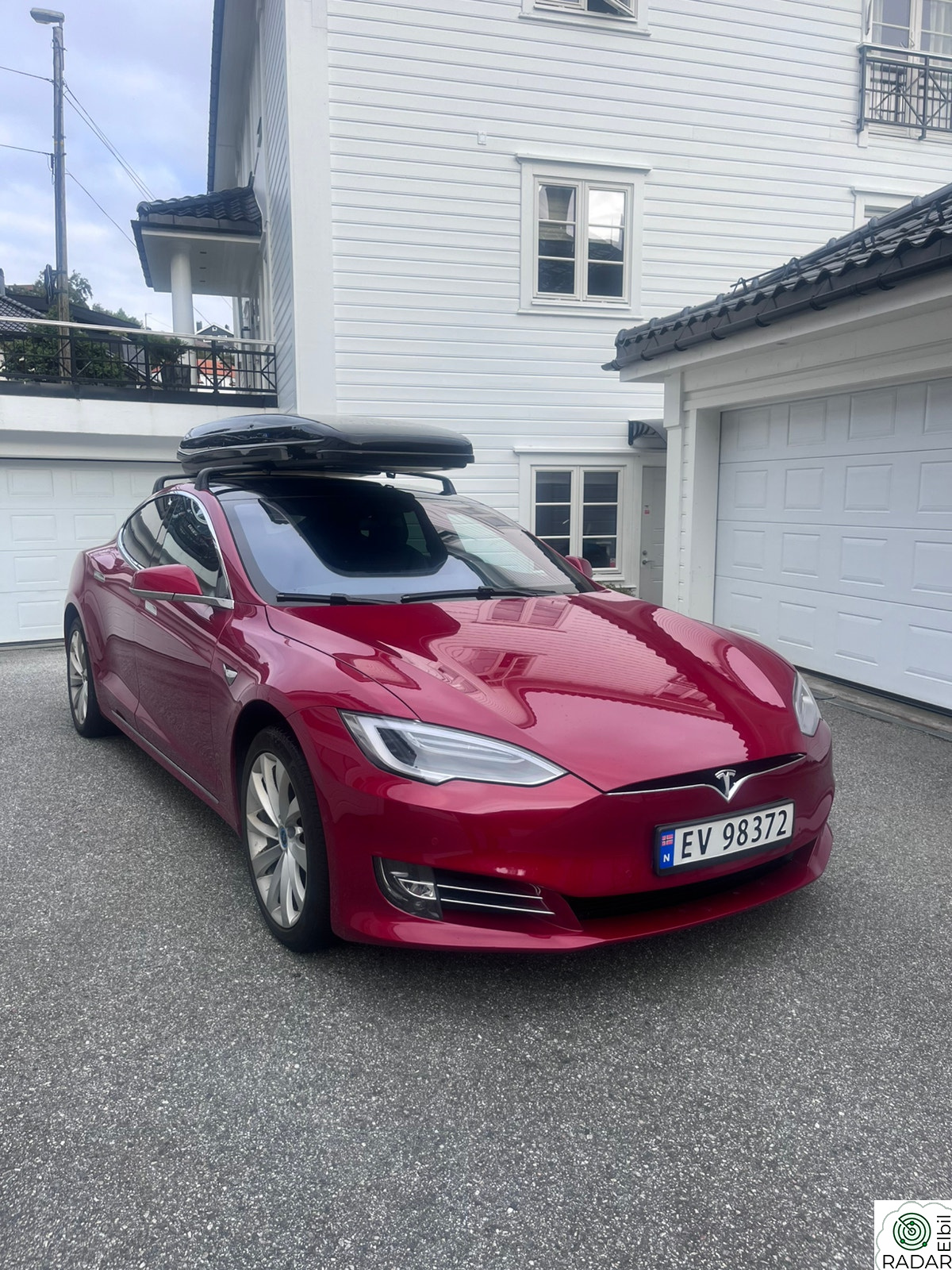 TESLA Model S Long range raven