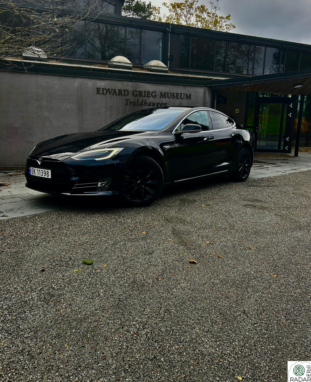 TESLA MOTORS Model S 90D 4WD