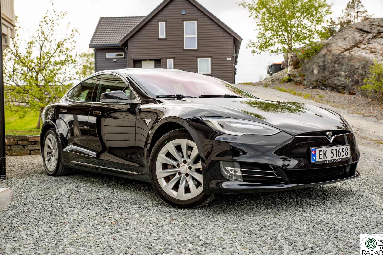 TESLA Model S 75D 4WD