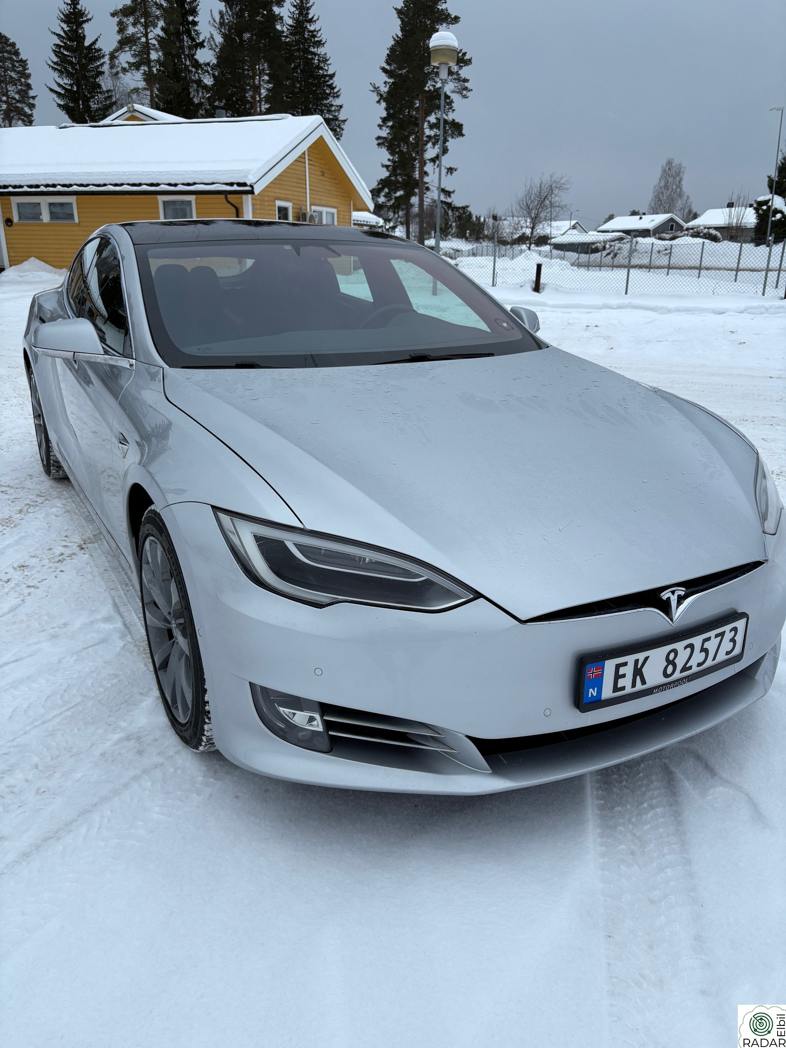 TESLA Model S 75D 4WD