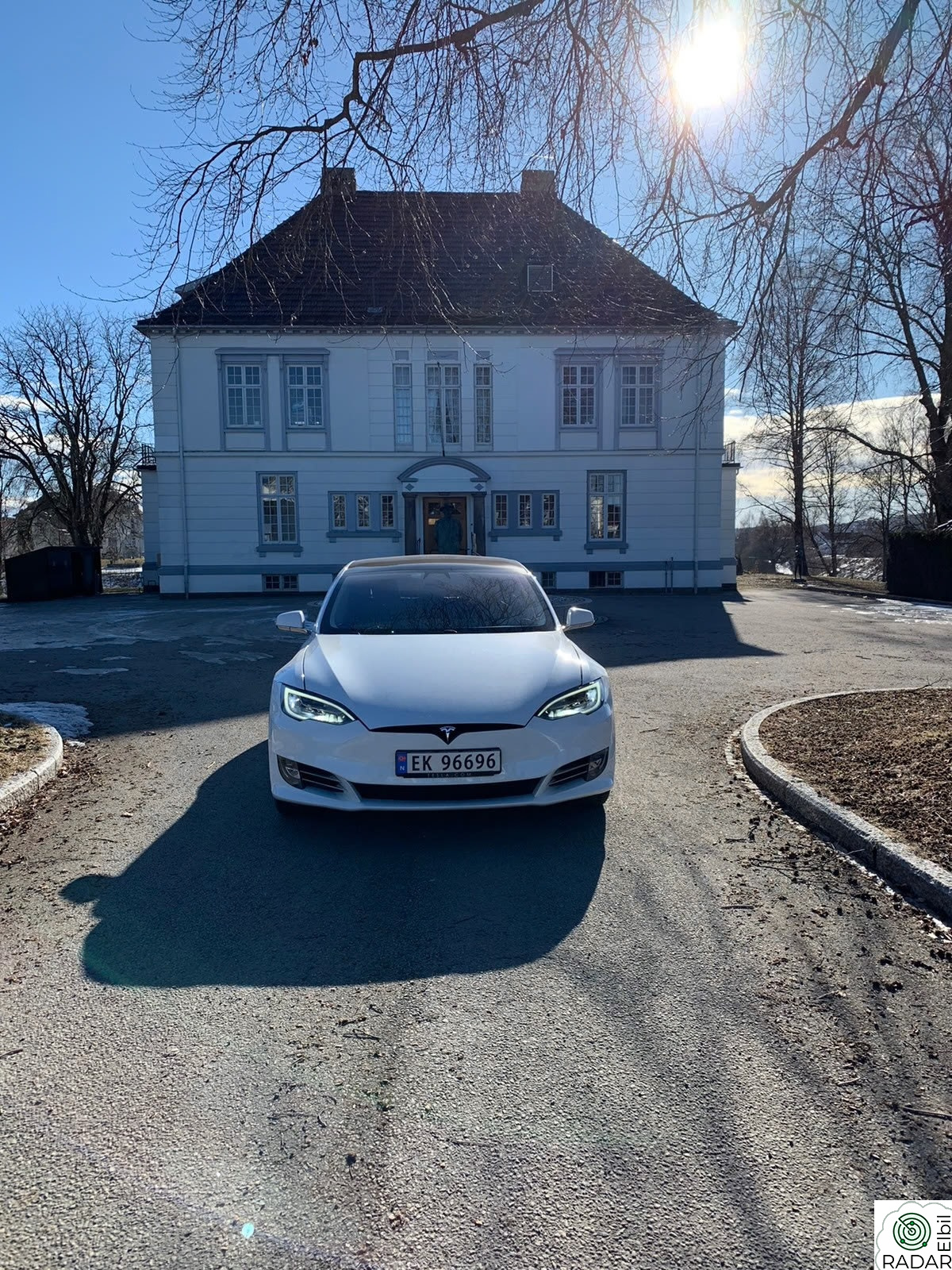 TESLA Model S 75D 4WD