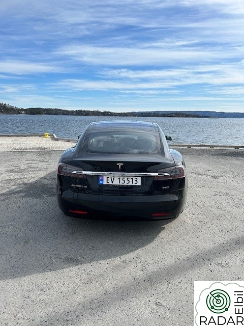 TESLA Model S 75D 4WD