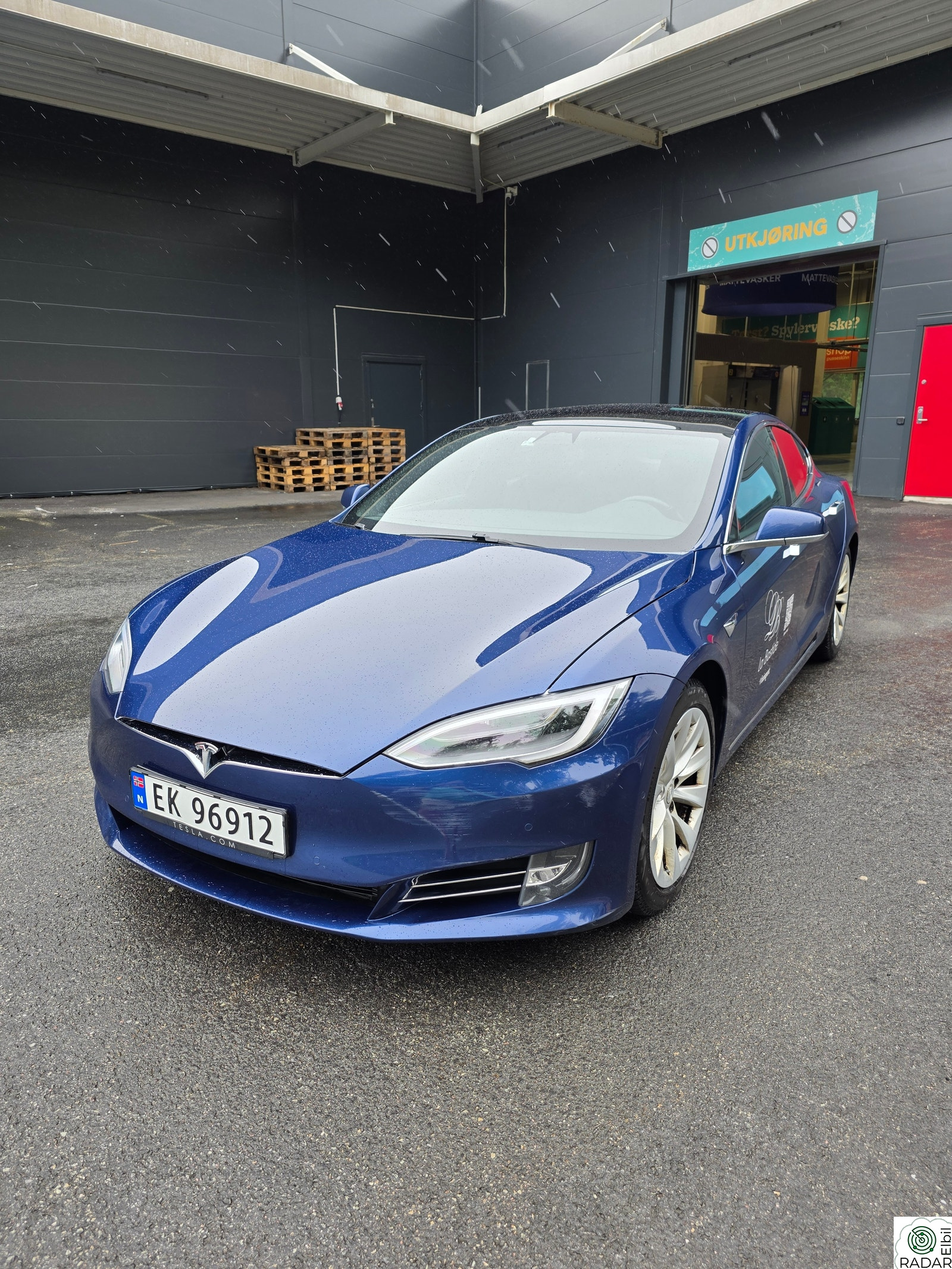 TESLA Model S 75D 4WD