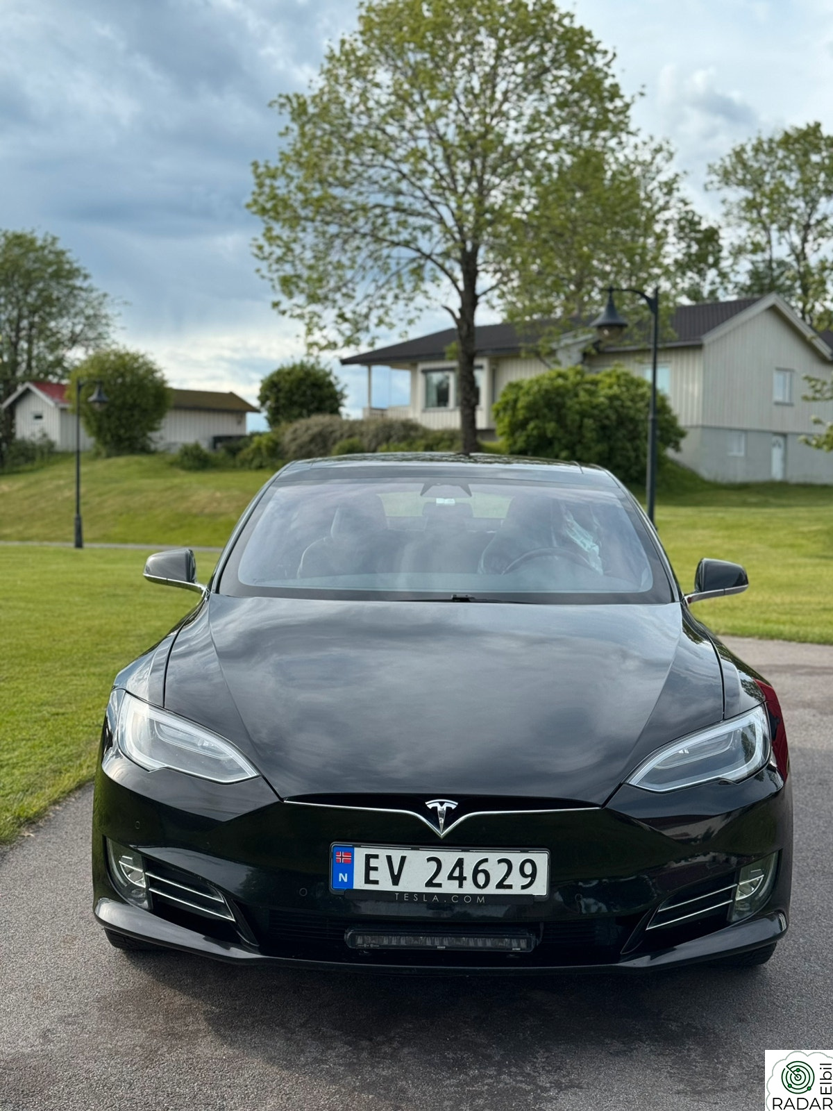 TESLA Model S 75D 4WD