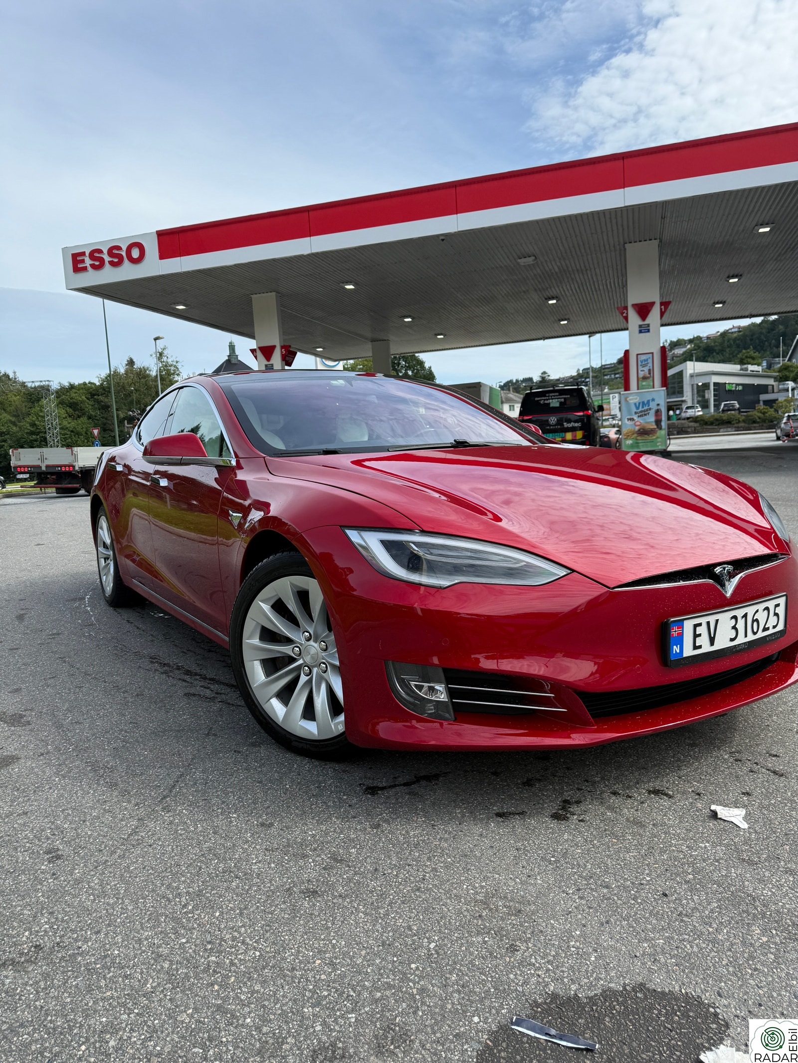 TESLA Model S 75D 4WD