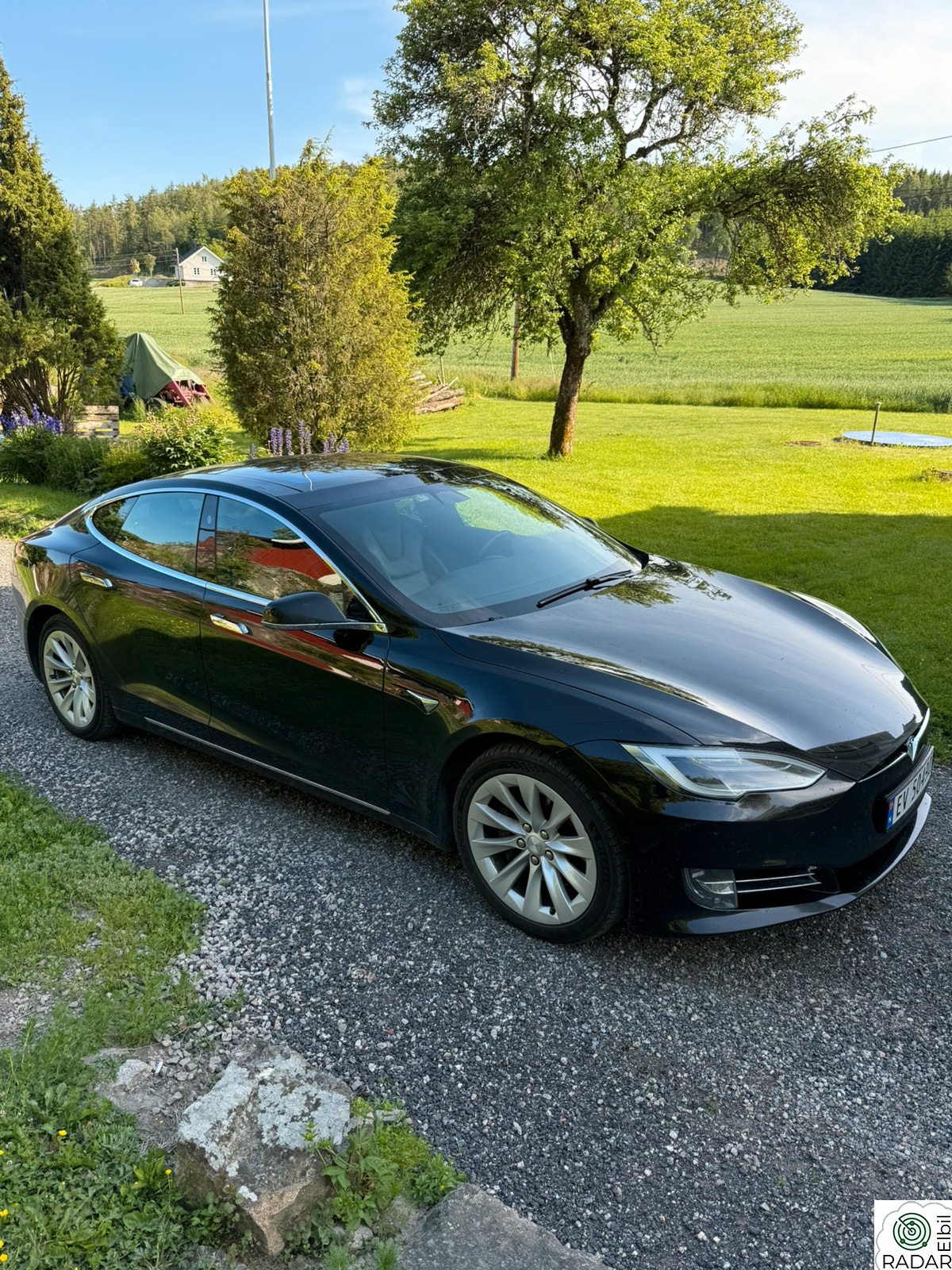 TESLA Model S 75D 4WD