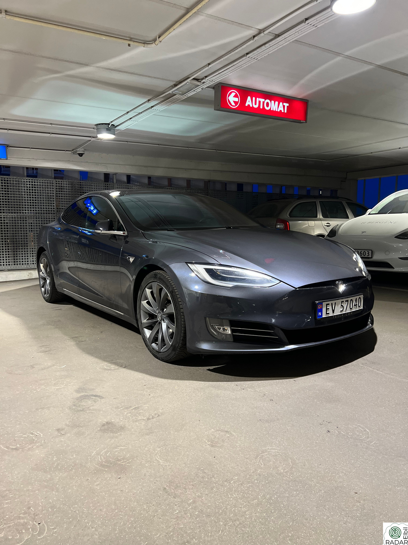 TESLA Model S 75D 4WD