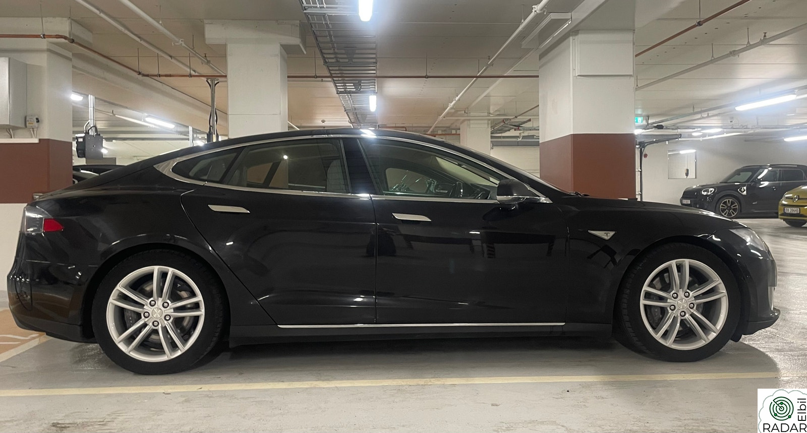 TESLA MOTORS Model S 70D