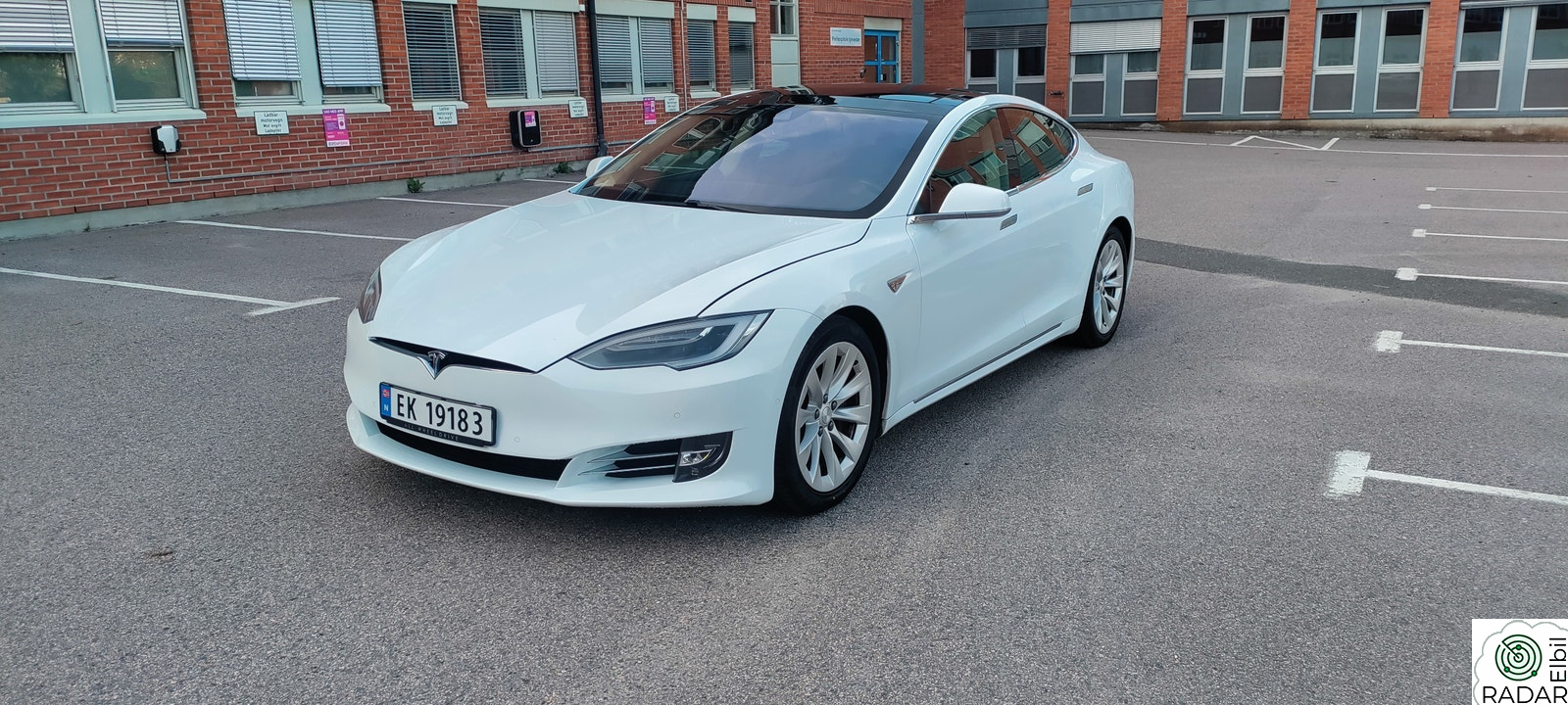 TESLA MOTORS Model S 75D/Facelift/Glasstak/CCS/Vinterpakke/Free supercharger