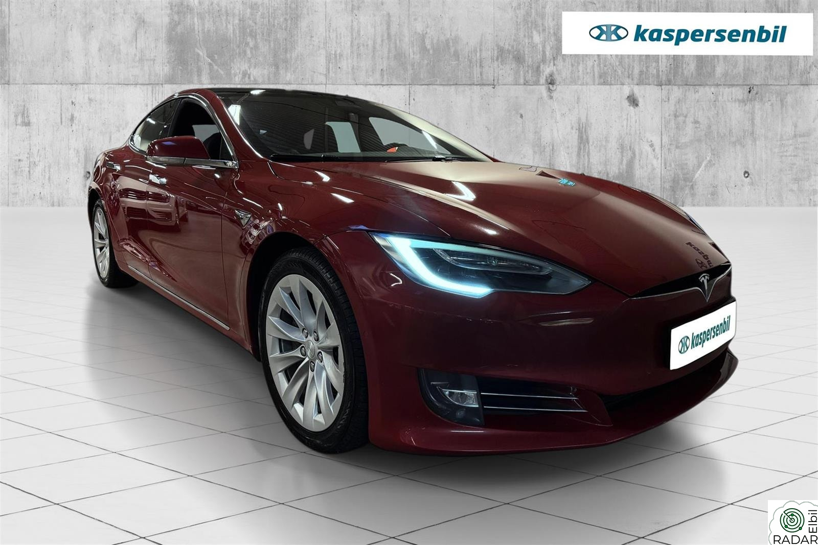 TESLA Model S 75D AWD