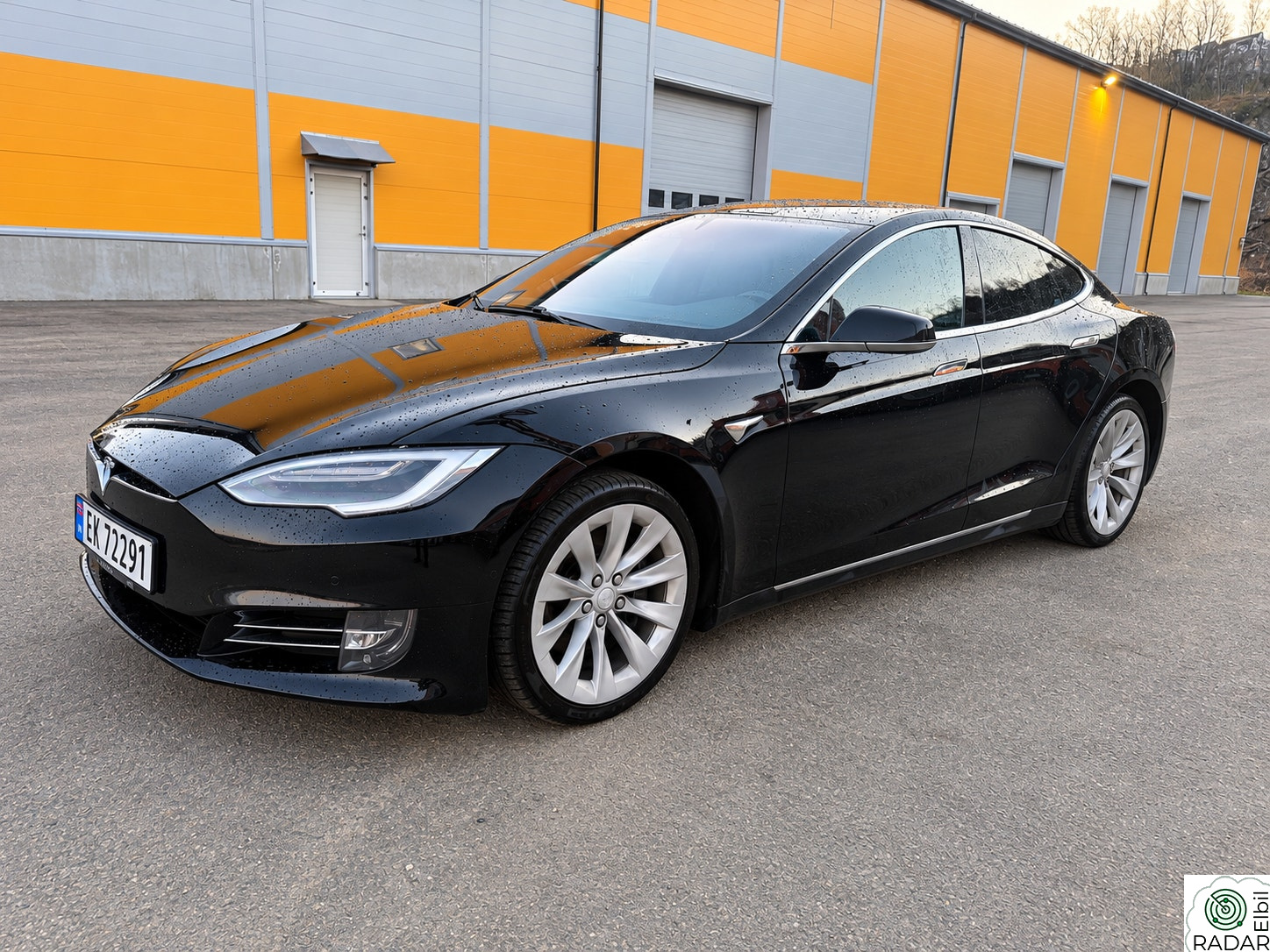 TESLA Model S 75D // EU 11.27 // MCU2 // CCS // Autopilot // Panorama