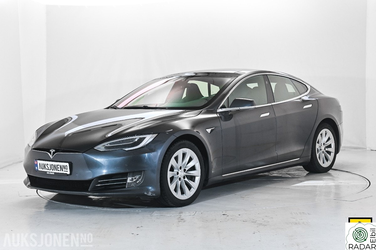 TESLA Model S 75D AWD FACELIFT ACC LUFT CCS PANO NAVI LED