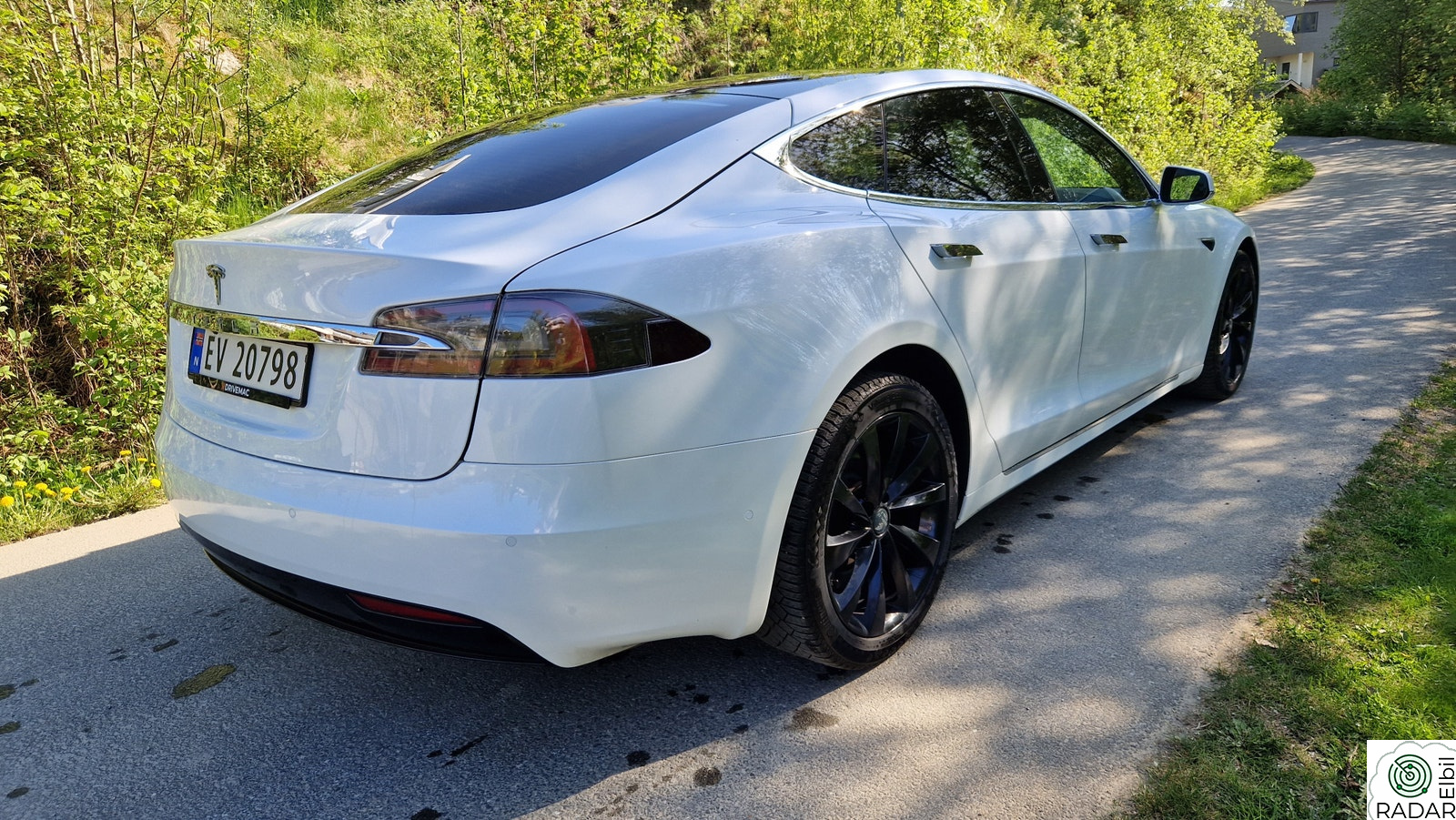 TESLA Model S 75D/ Autopilot / Glastak / Premium  / Luft / HI-FI