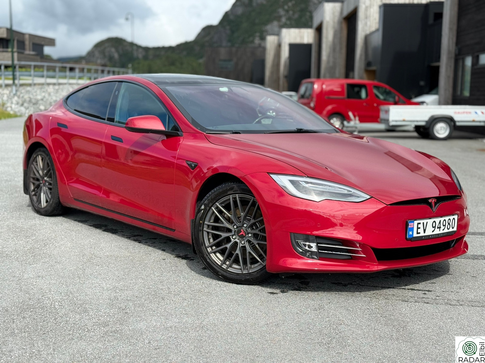 TESLA Model S 100D 4WD Red Raven