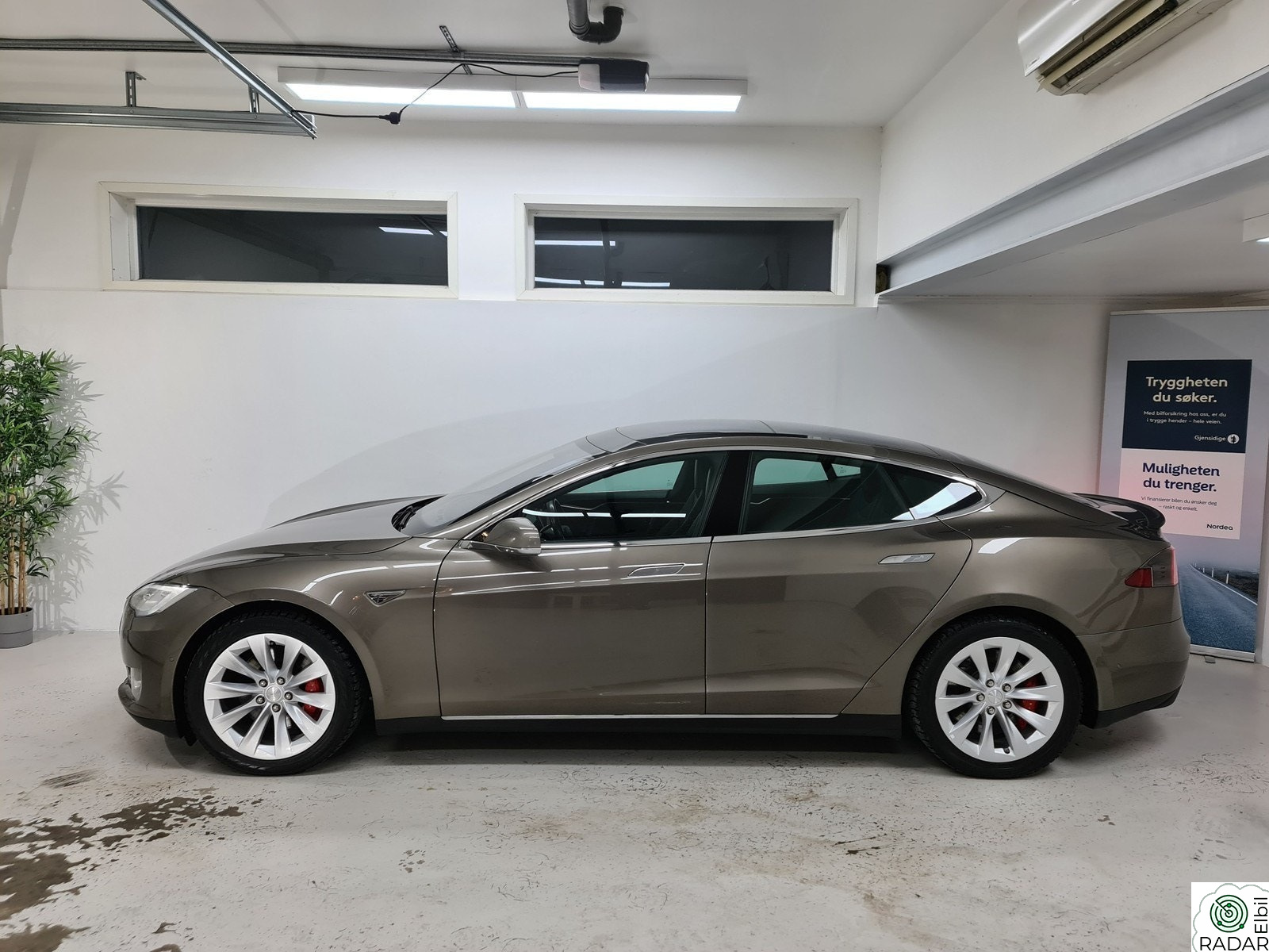 TESLA MOTORS Model S P90D Performance Ludicrous pluss