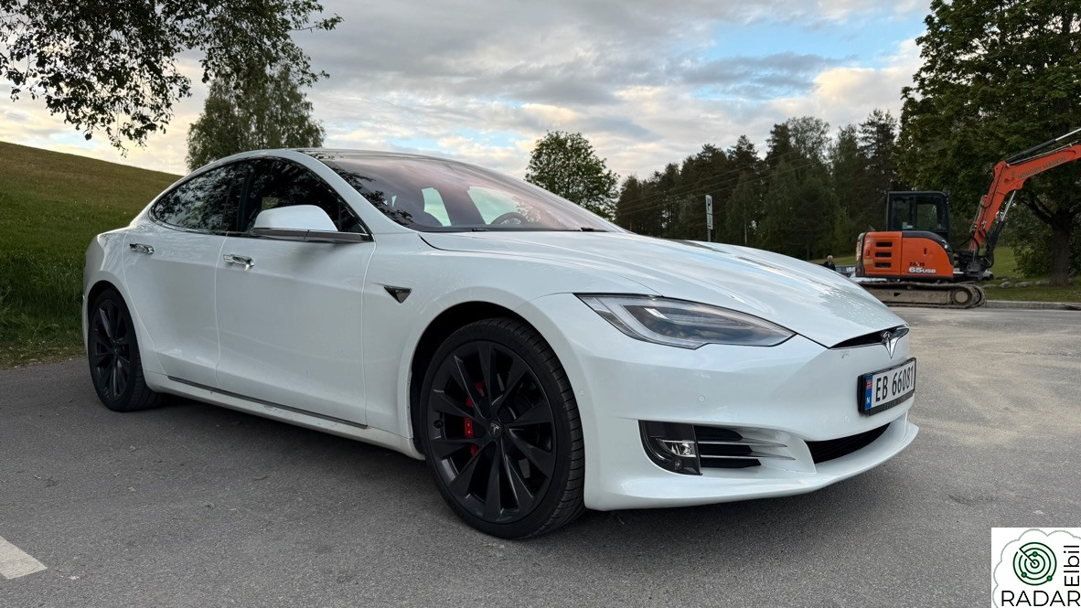 TESLA Model S Performance