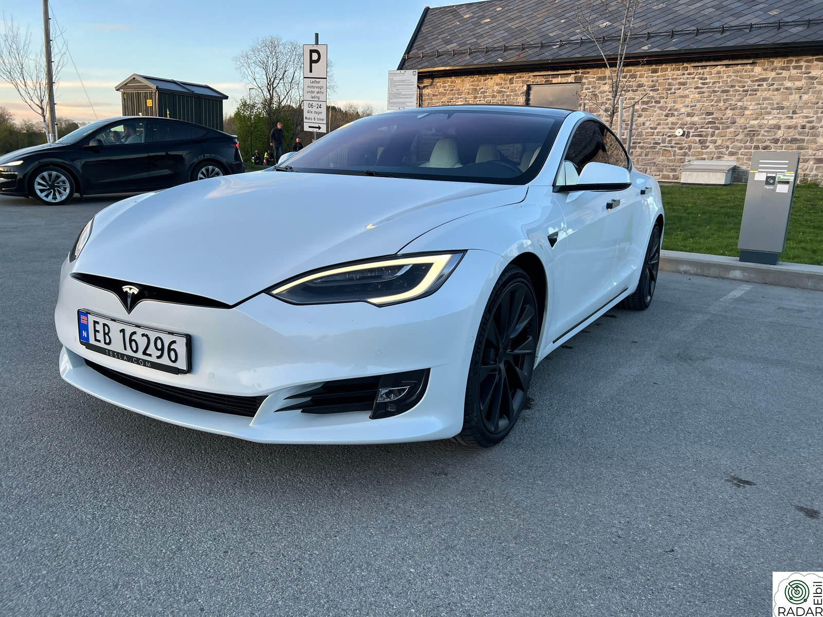 TESLA Model S Raven - Performance - GRATIS LADING - Lite vinterkjørt