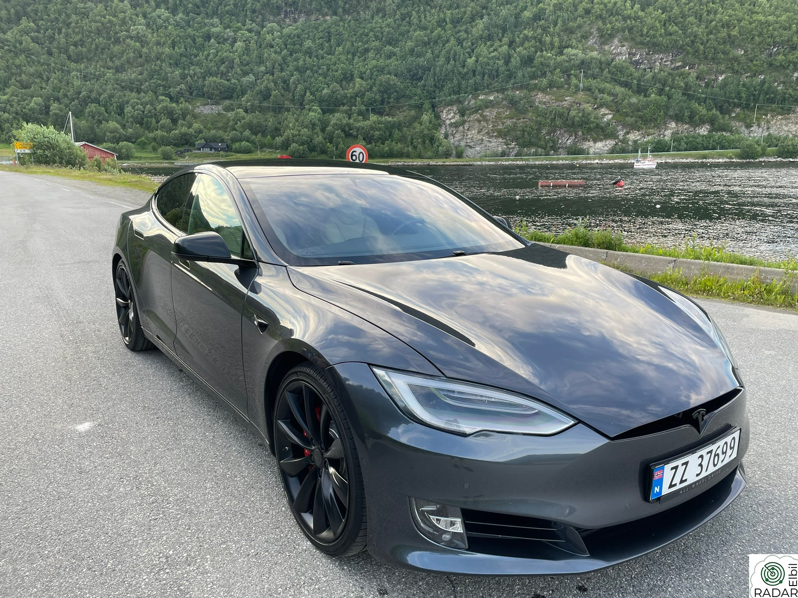 TESLA Model S Long Range Performance Ludicrous Raven