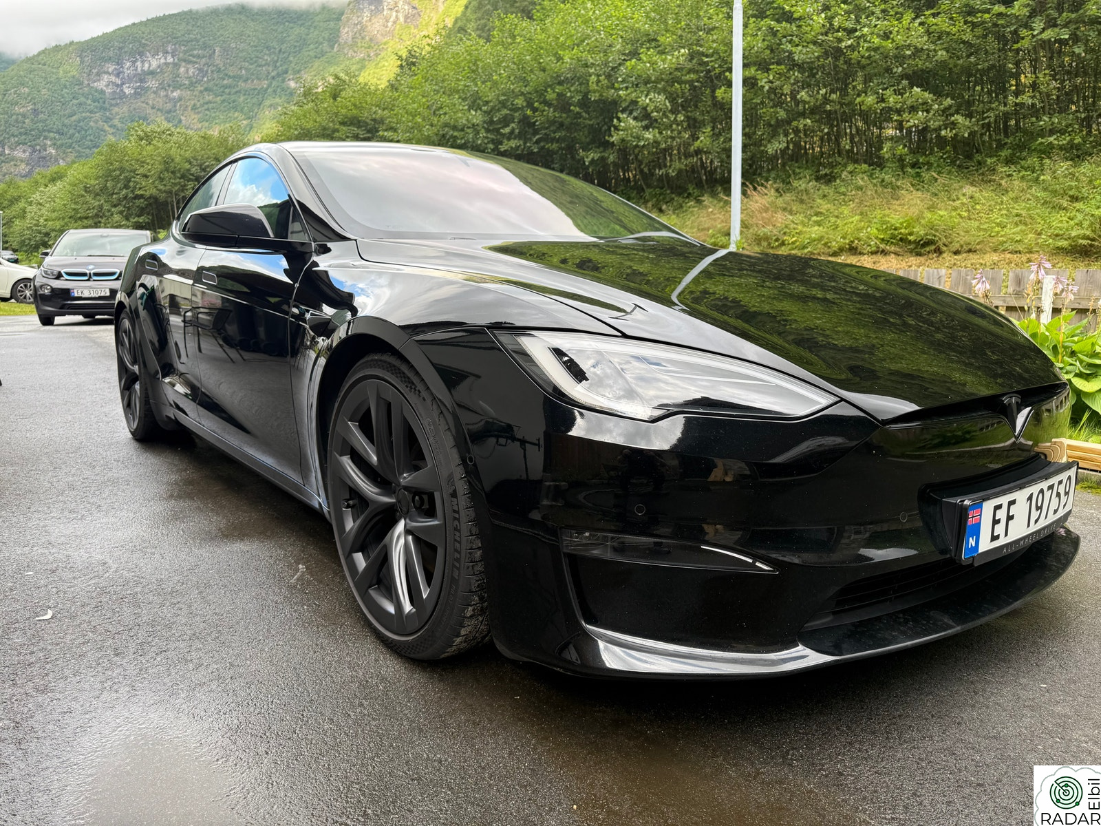 TESLA Model S plaid