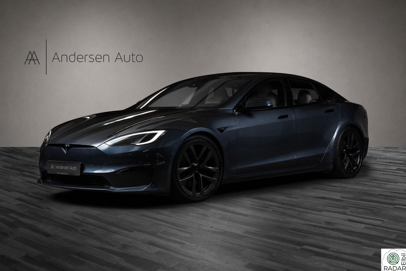 TESLA Model S Plaid - AP - Luft - Skinn - Karbon - HIFI ++