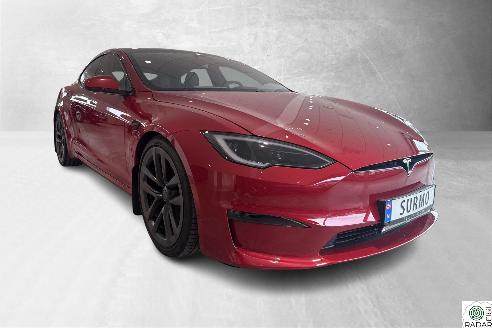 TESLA Model S Plaid