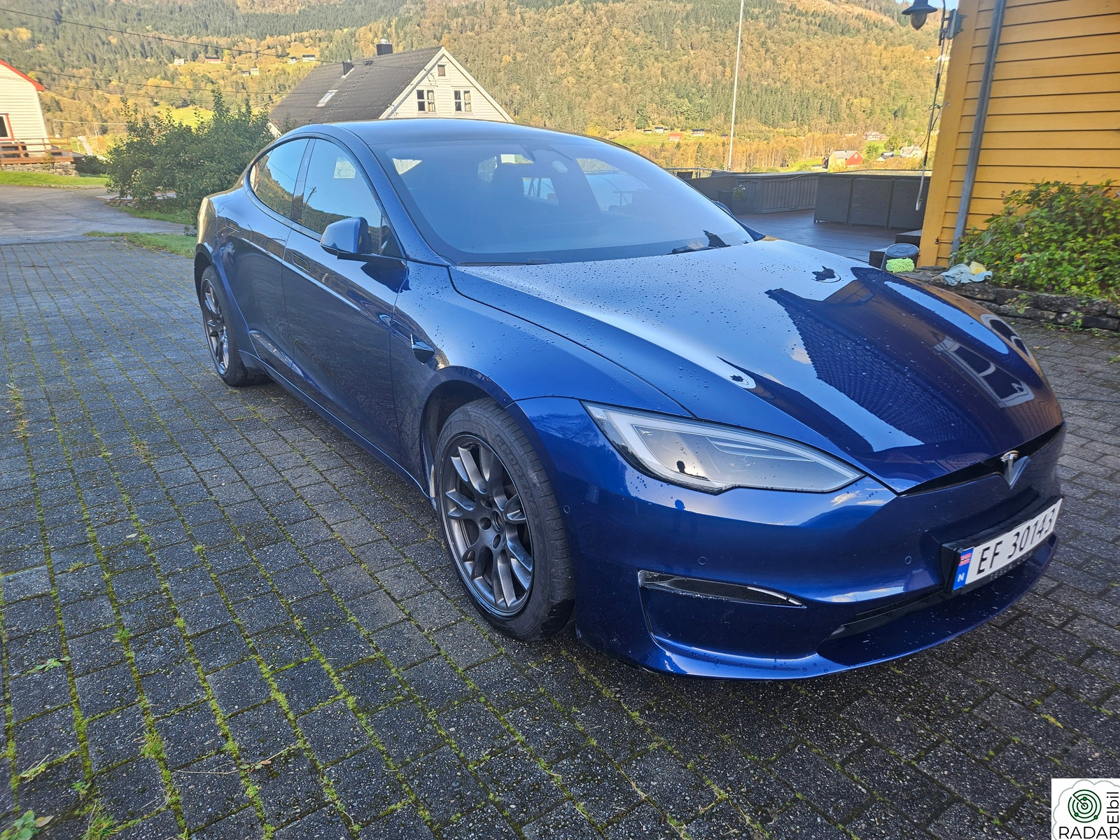 TESLA Model S Plaid