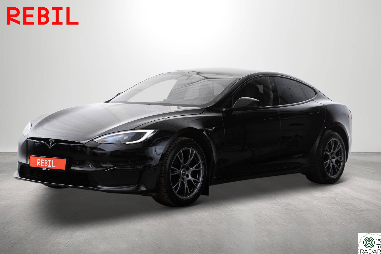 TESLA Model S Plaid/AWD/Yoke/Karbon/Krok/ACC/Luft/HiFi/Rkam/Navi/Pano