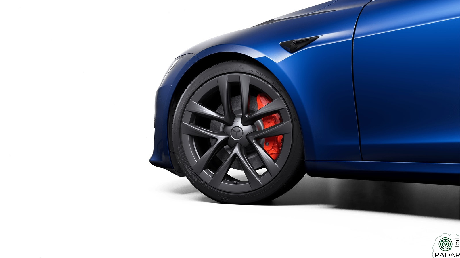 TESLA Model S Plaid
