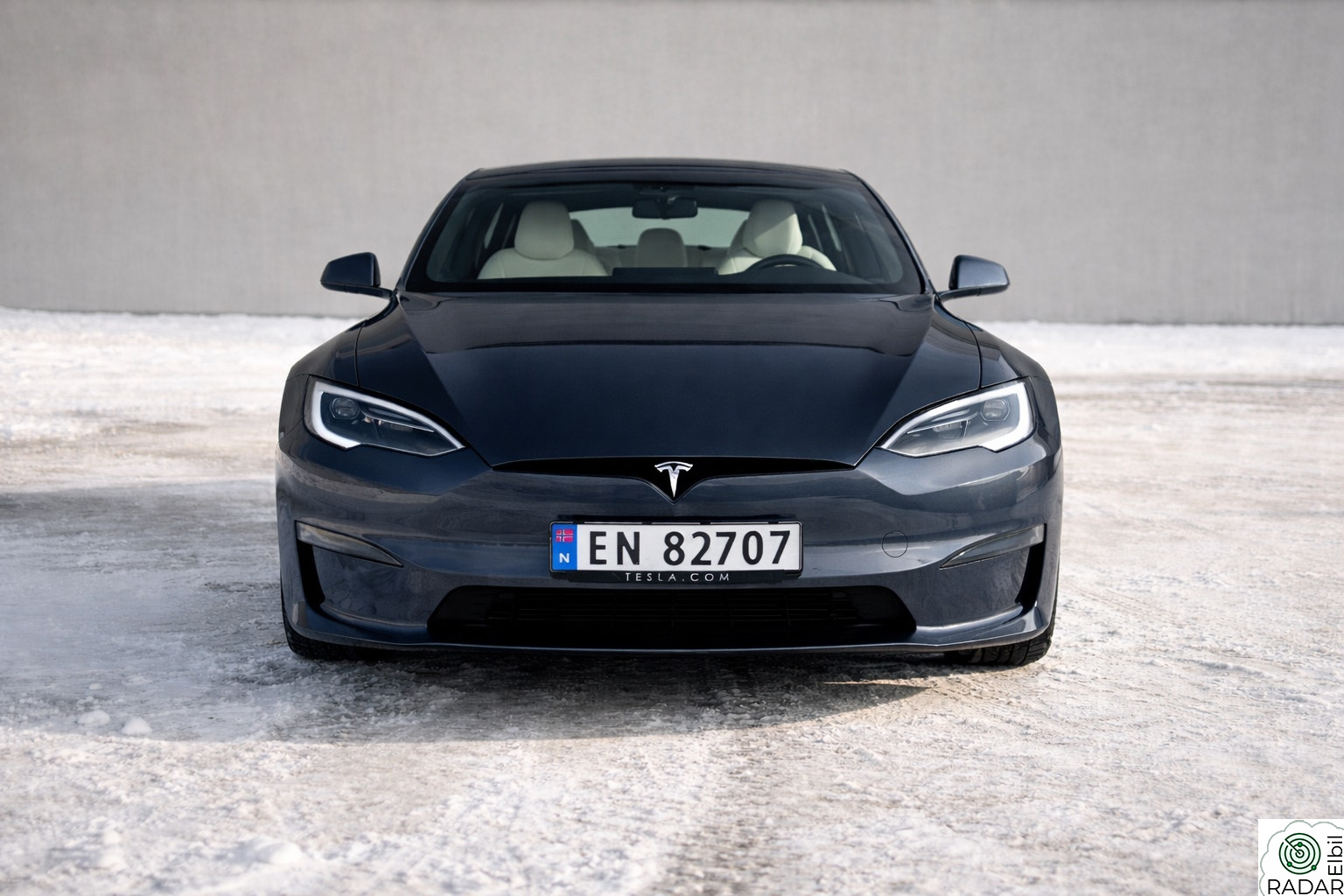 TESLA Model S Plaid